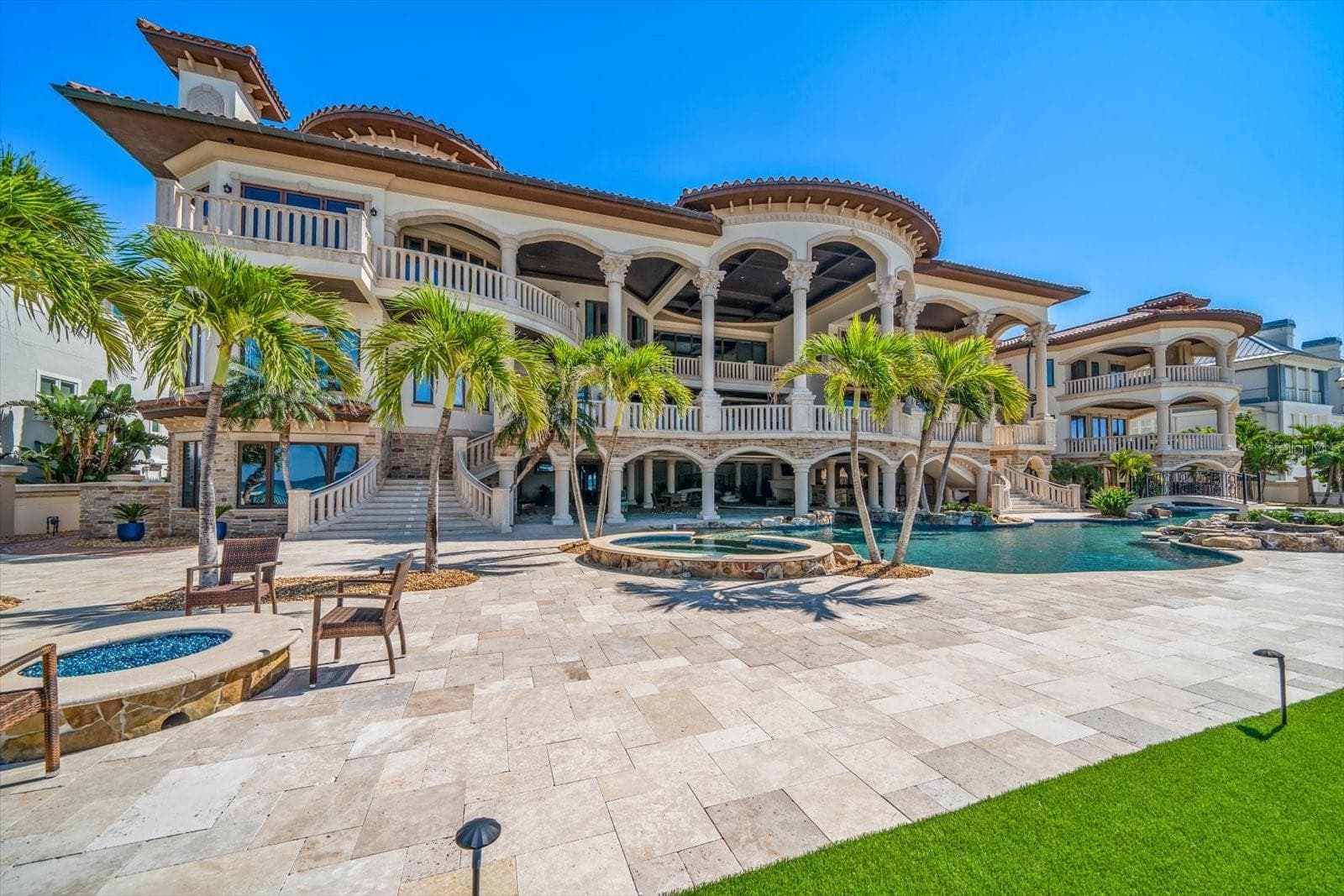 Single Family Residence at 1700 GULF BLVD, BELLEAIR BEACH, photo 71 of 86