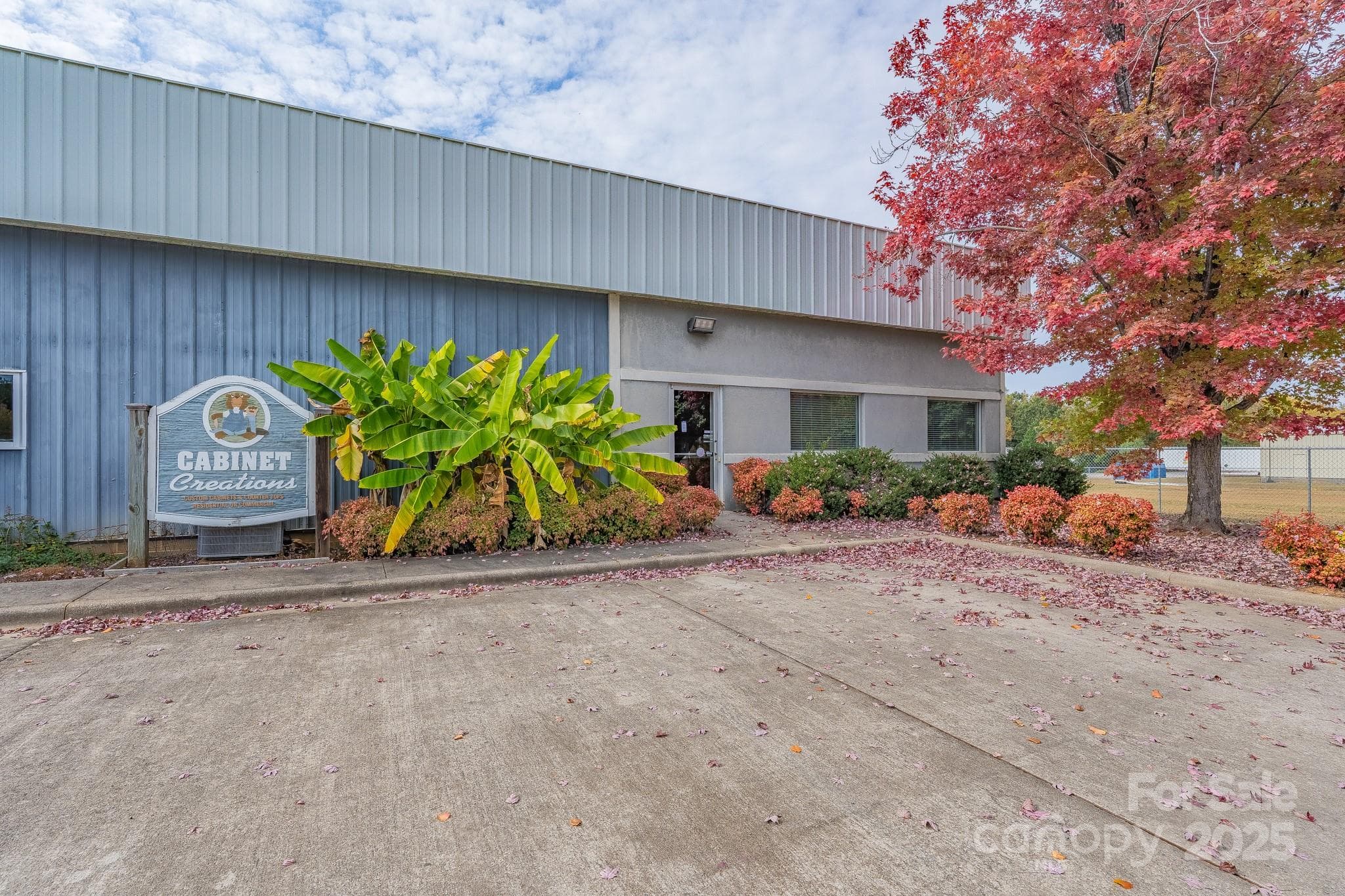 Manufacturing / Warehousing at Manufacturing / Warehousing, Rock Hill, photo 15 of 41