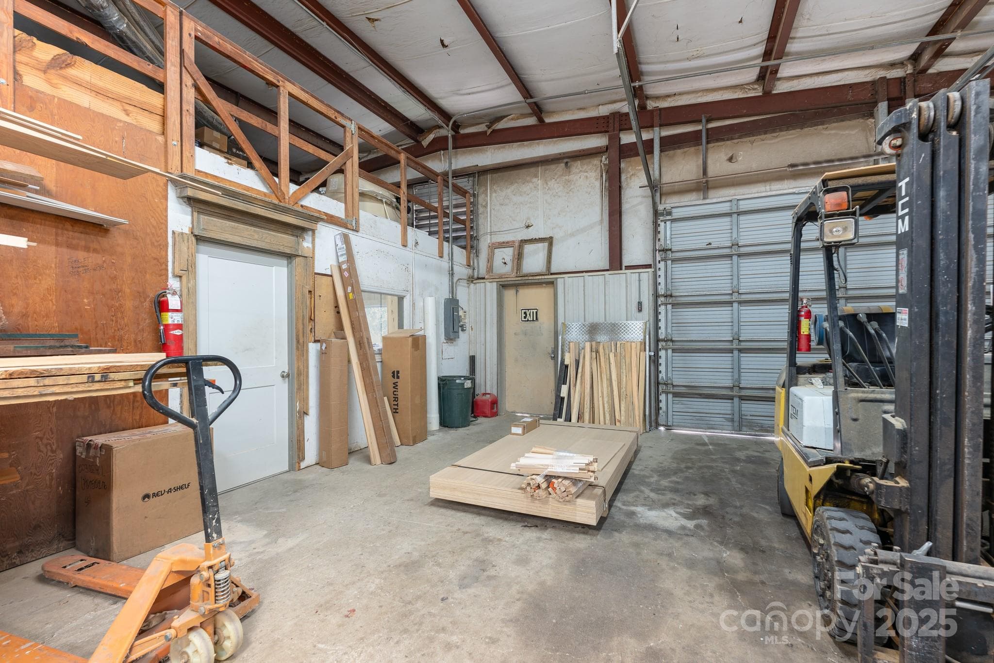 Manufacturing / Warehousing at Manufacturing / Warehousing, Rock Hill, photo 35 of 41