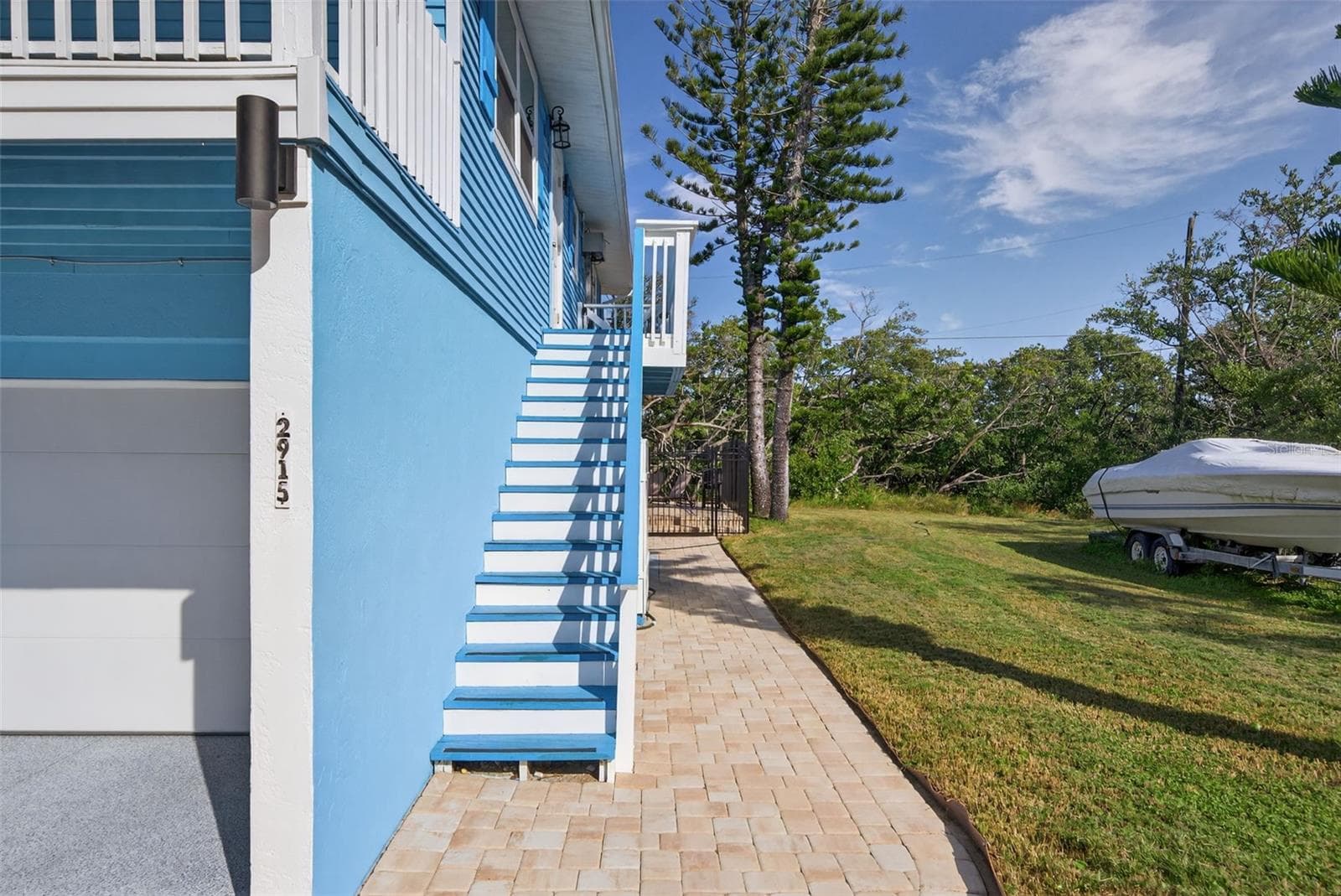 Single Family Residence at 2915 AVENUE C, HOLMES BEACH, photo 8 of 74