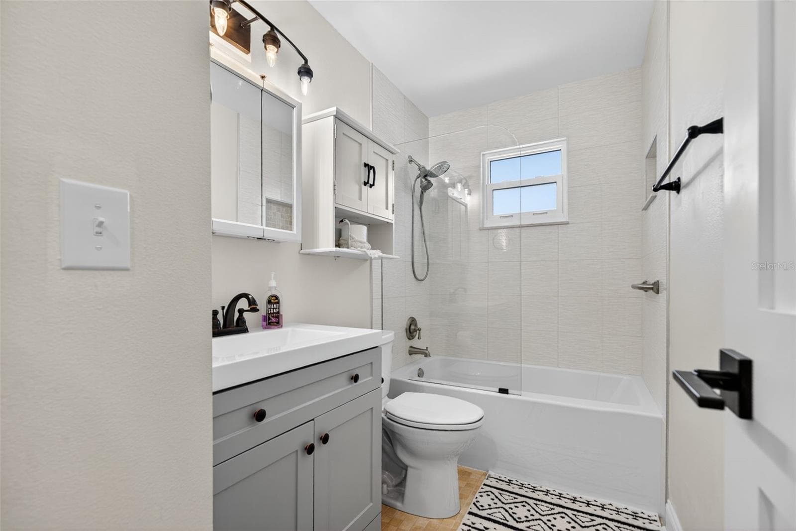 Single Family Residence at 2915 AVENUE C, HOLMES BEACH, photo 23 of 74