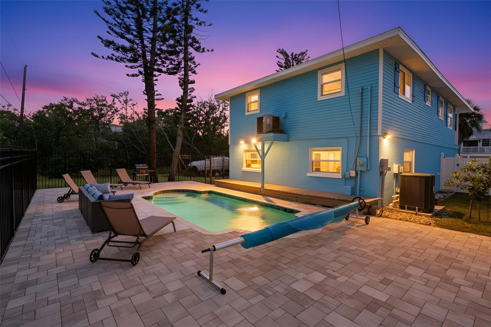 Single Family Residence at 2915 AVENUE C, HOLMES BEACH, photo 2 of 74