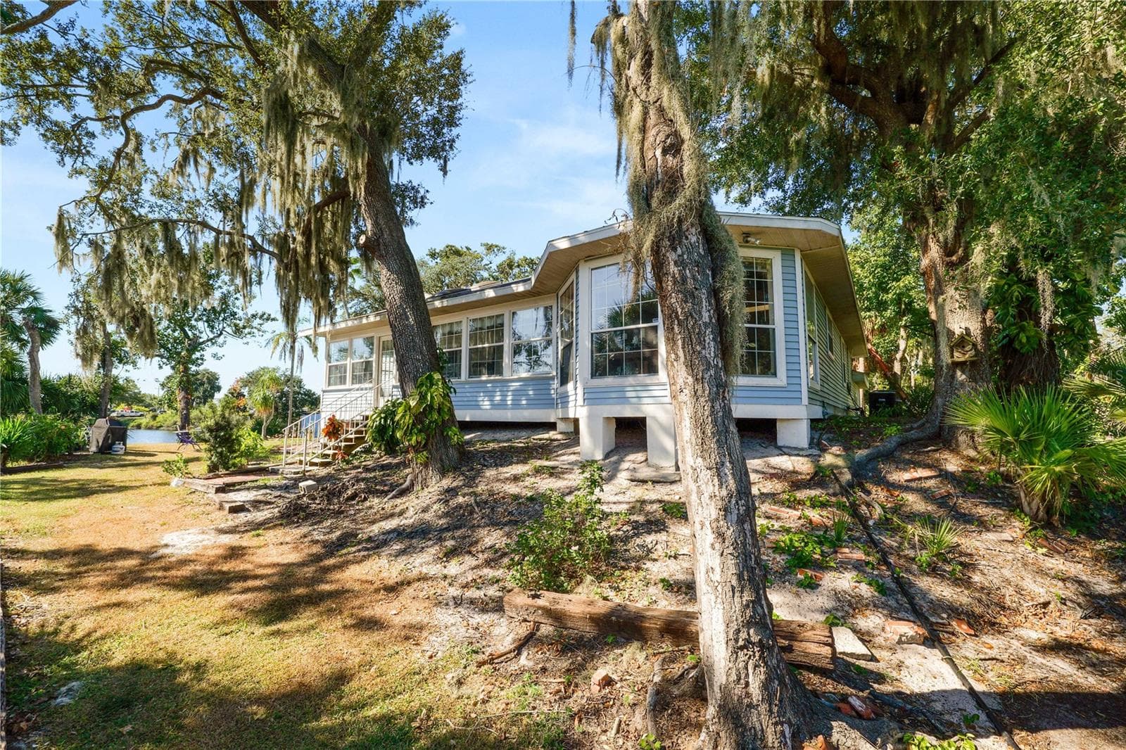 From Lake View to house - 109 NE 4TH AVE, MULBERRY
