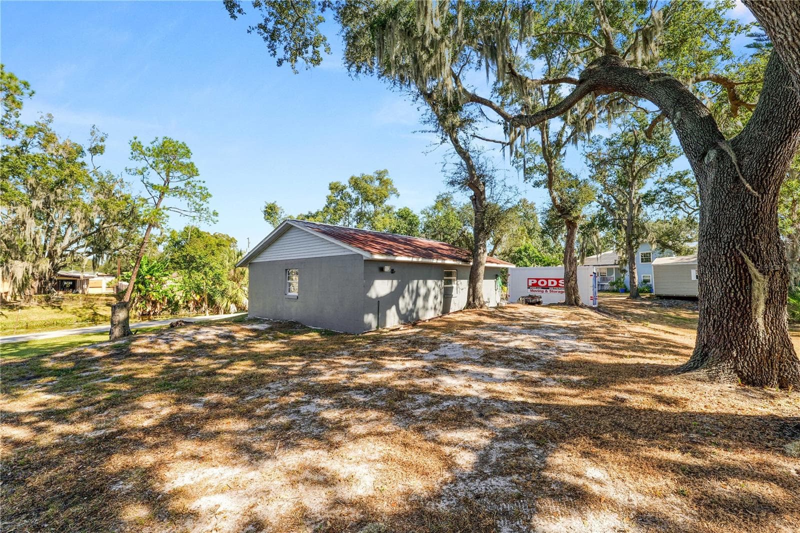 Back of Rental - 109 NE 4TH AVE, MULBERRY