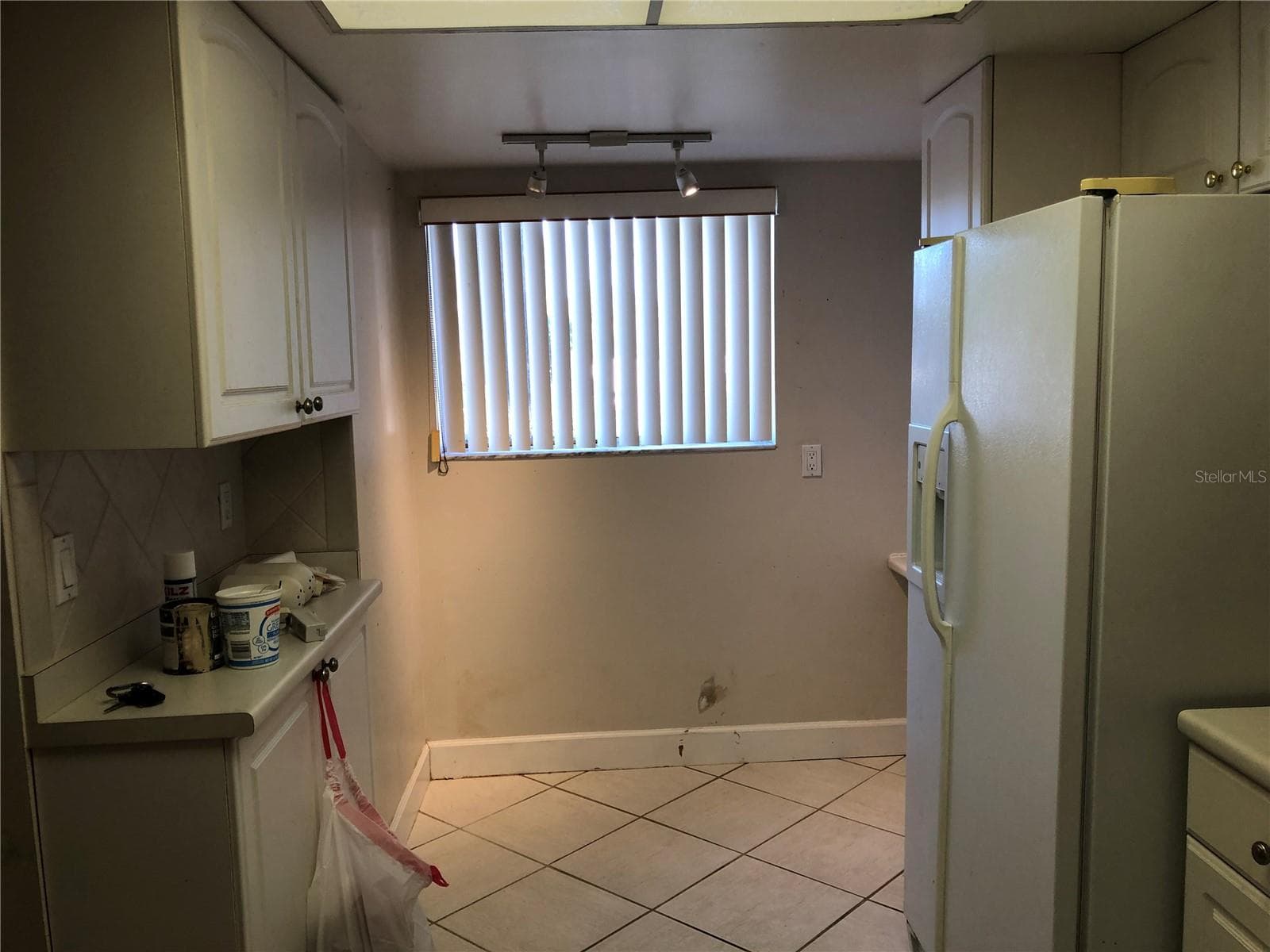 Alt Kitchen - NORTH BAY VILLAGE CONDO, TAMPA