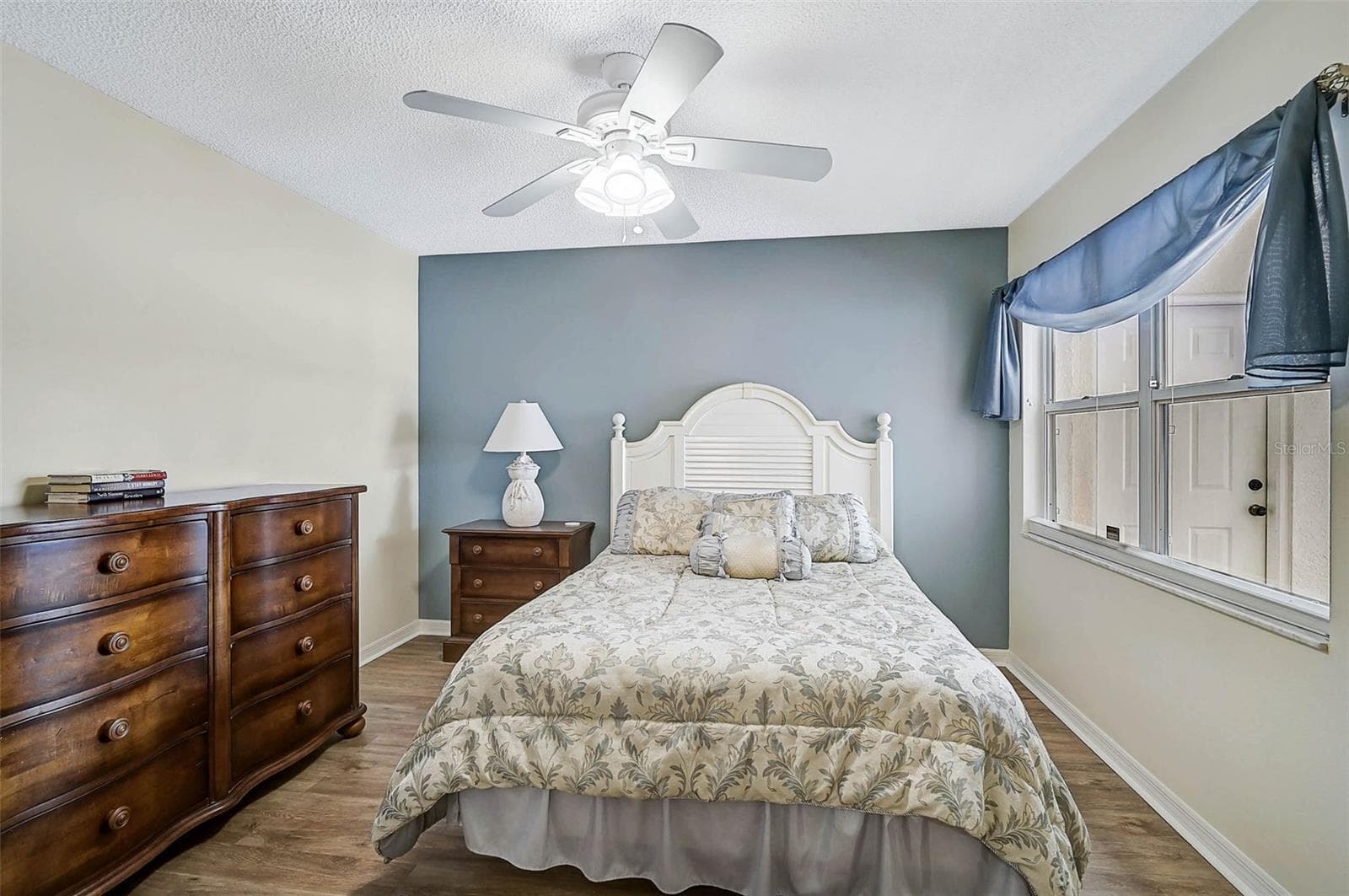 Villa at 7341 GOLF POINTE CIR, SARASOTA, photo 26 of 42