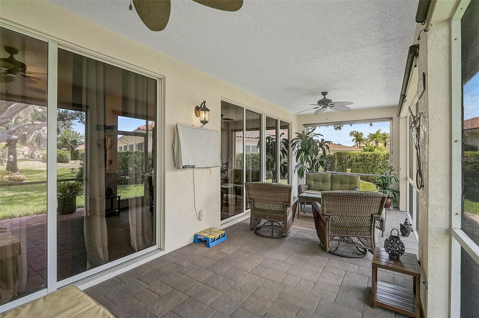 Villa at 7341 GOLF POINTE CIR, SARASOTA, photo 37 of 42