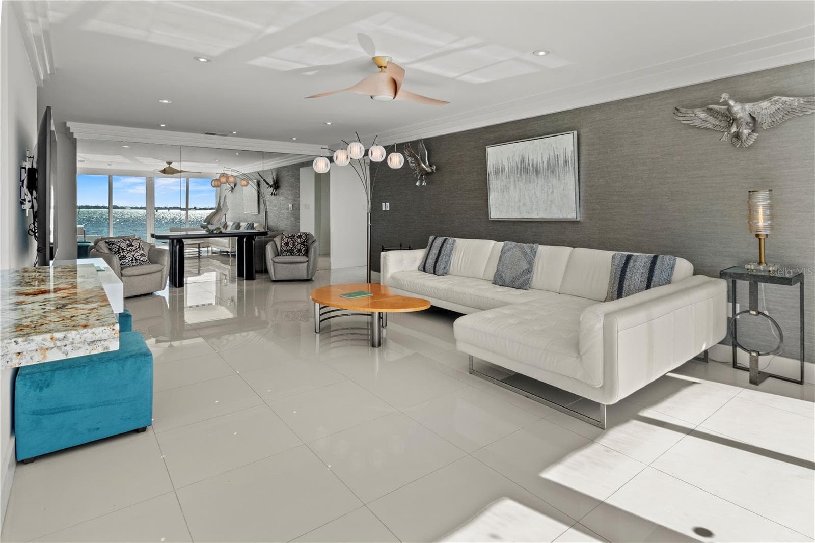 Condominium at 400 GOLDEN GATE PT #11, SARASOTA, photo 6 of 42