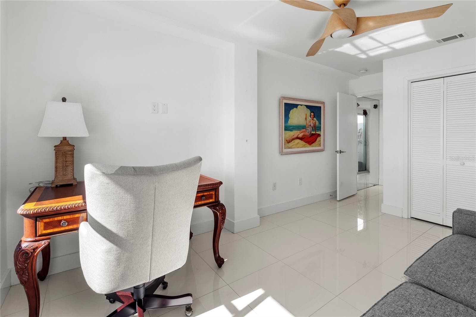 Condominium at 400 GOLDEN GATE PT #11, SARASOTA, photo 23 of 42