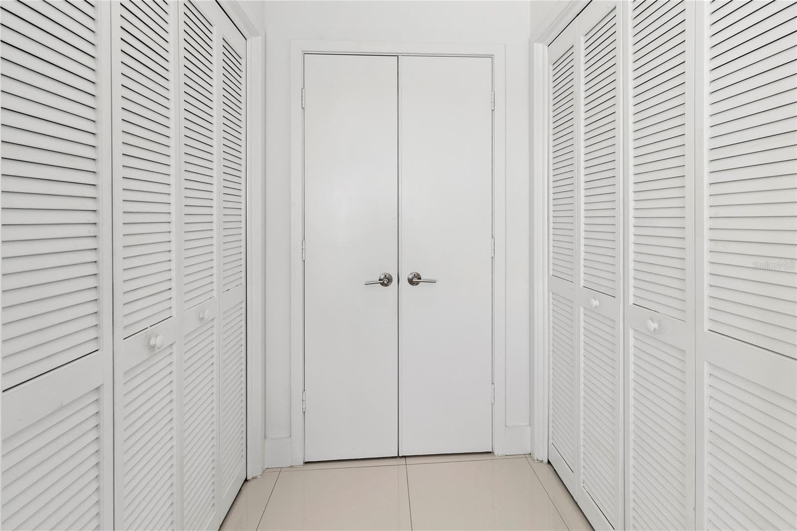 Condominium at 400 GOLDEN GATE PT #11, SARASOTA, photo 24 of 42
