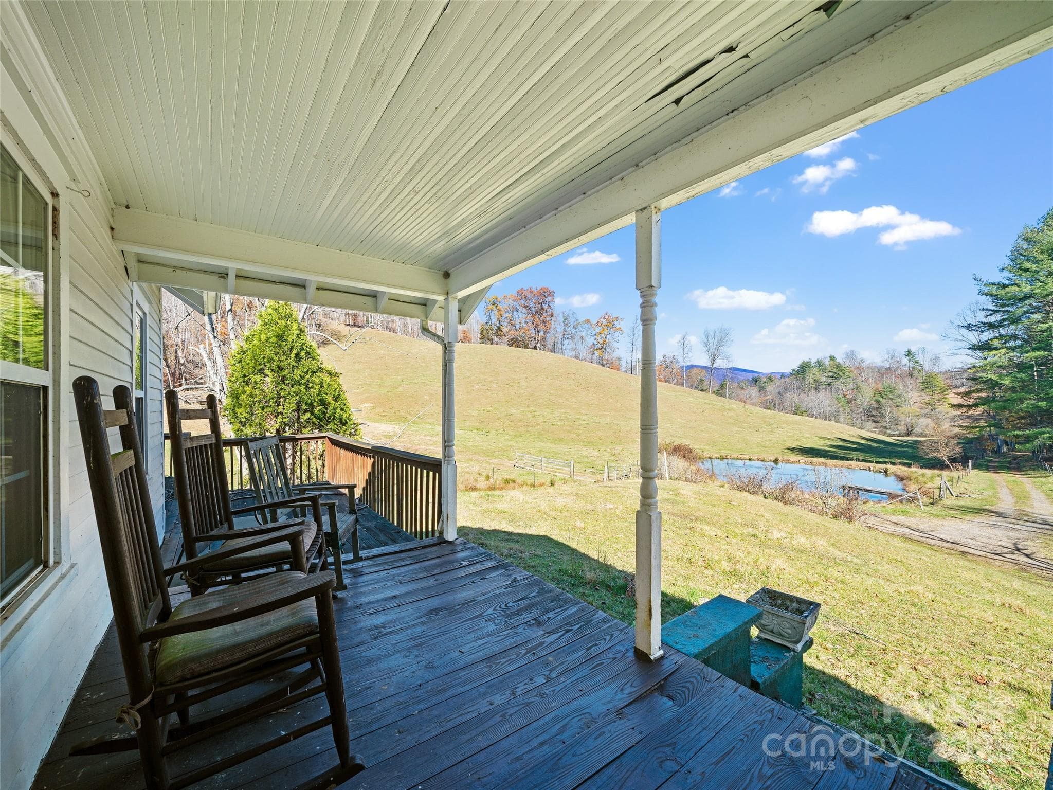 Single Family Residence at 321 Lyle Lane, Green Mountain, photo 4 of 37