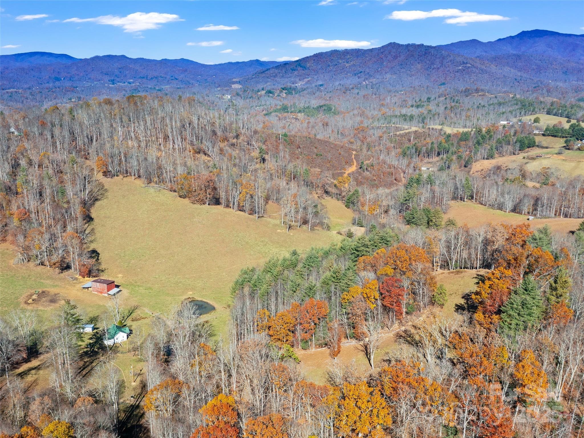Single Family Residence at 321 Lyle Lane, Green Mountain, photo 18 of 37
