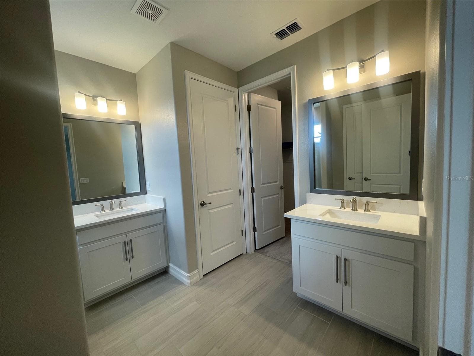 Townhouse at 4596 ALMADA LN, WESLEY CHAPEL, photo 17 of 56