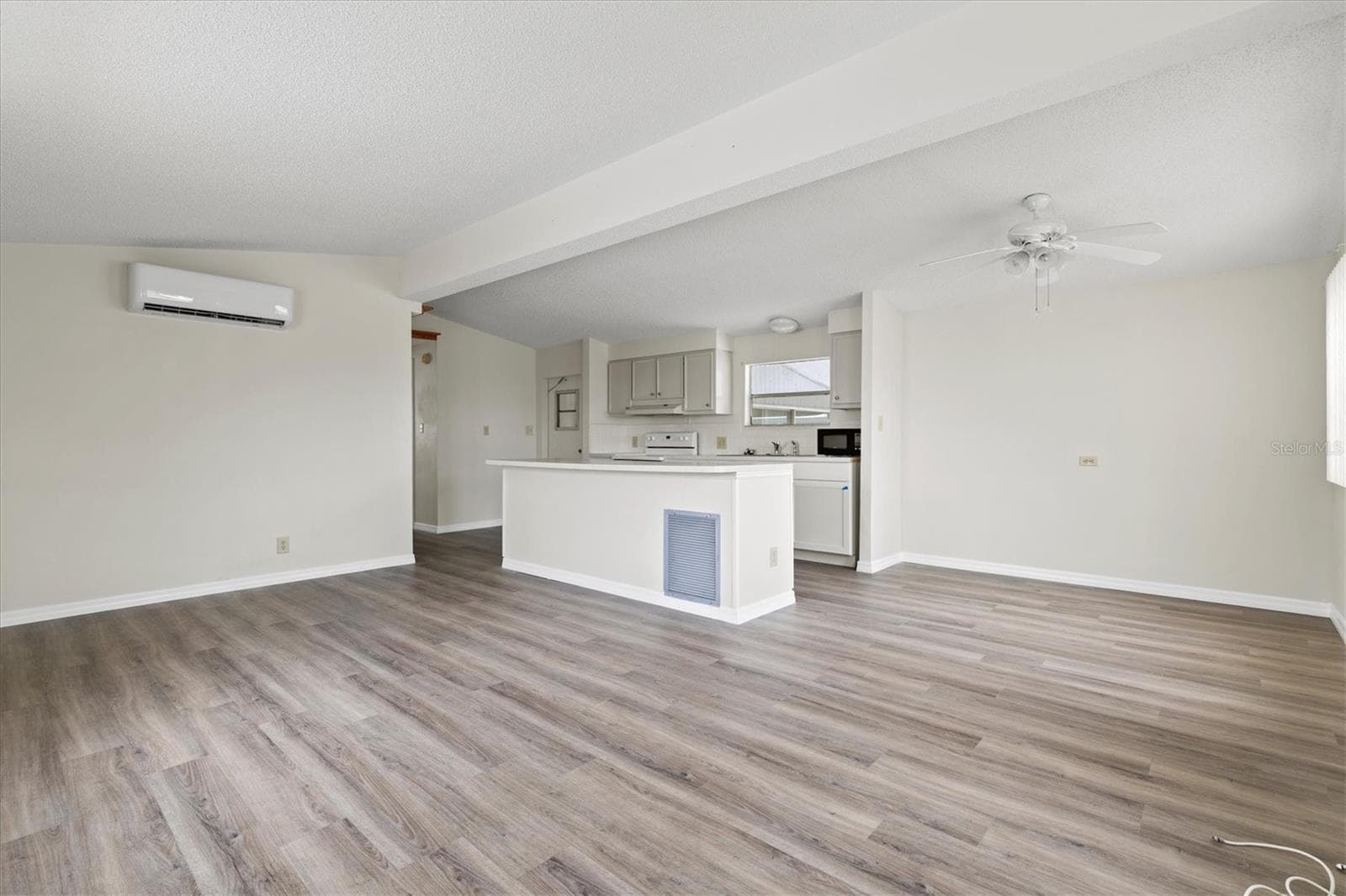 Manufactured Home at 3831 115TH STREET CT W, BRADENTON, photo 7 of 67