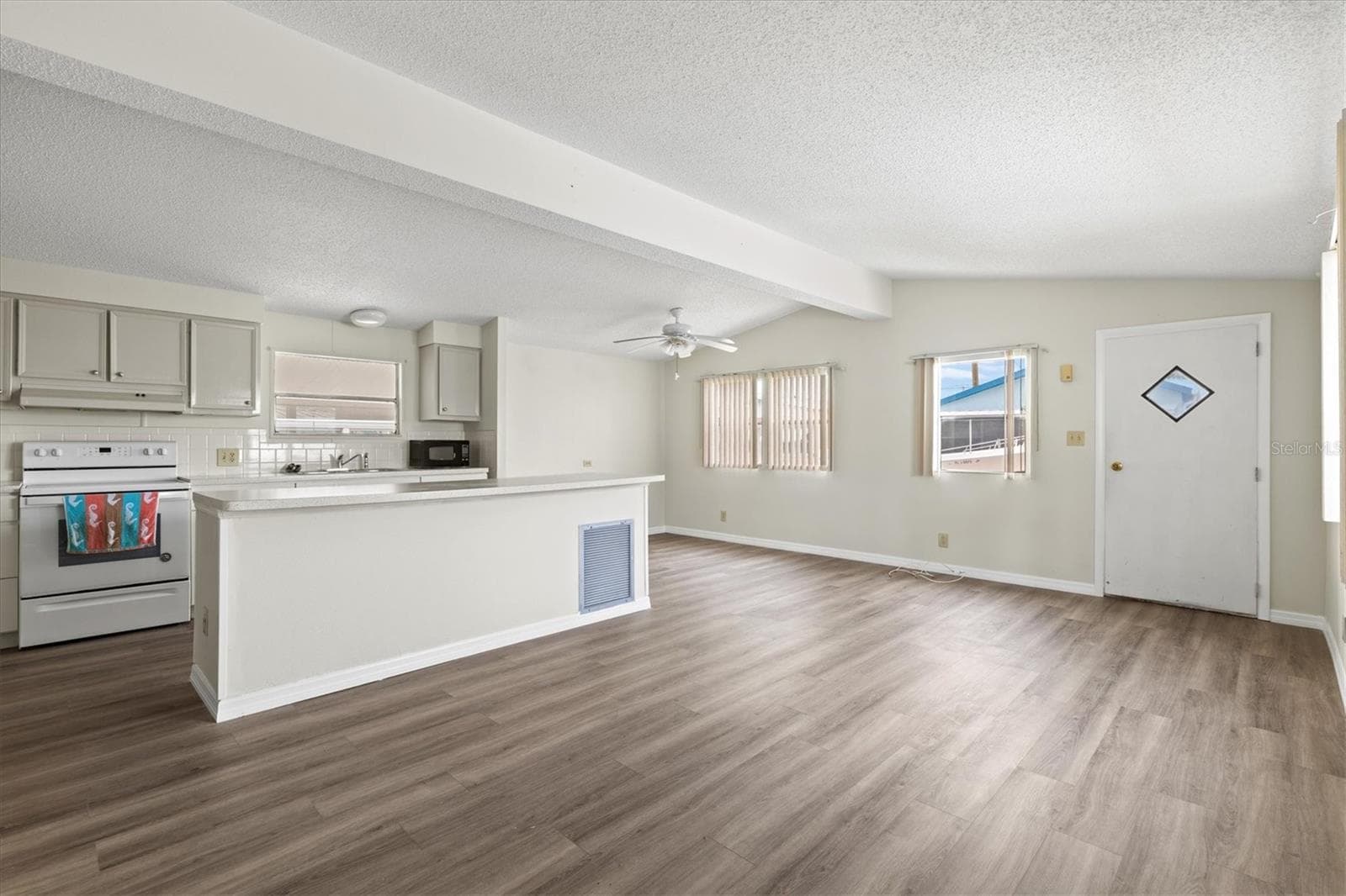 Manufactured Home at 3831 115TH STREET CT W, BRADENTON, photo 10 of 67