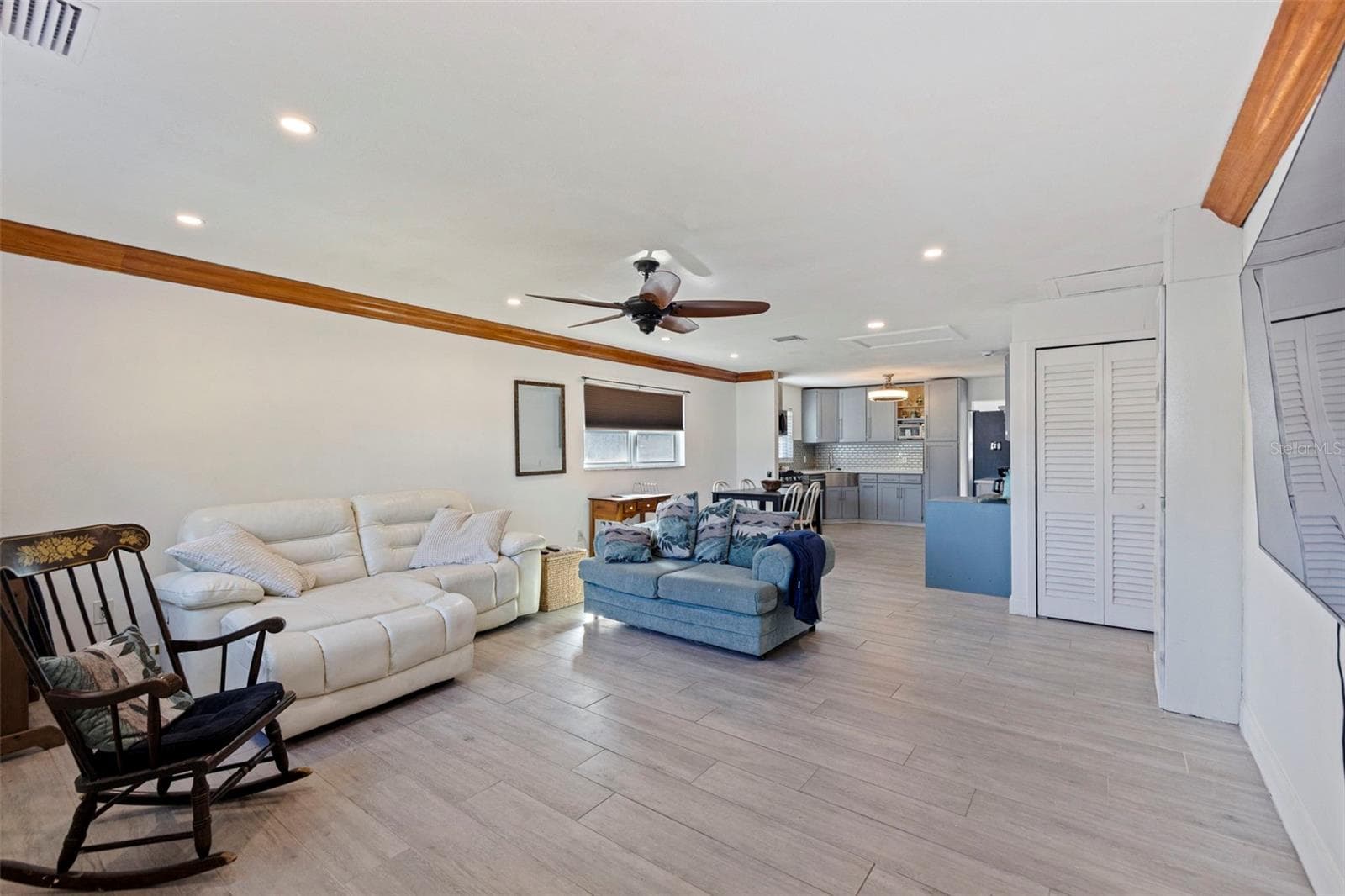 Livingroom - 5322 25TH AVE S, GULFPORT