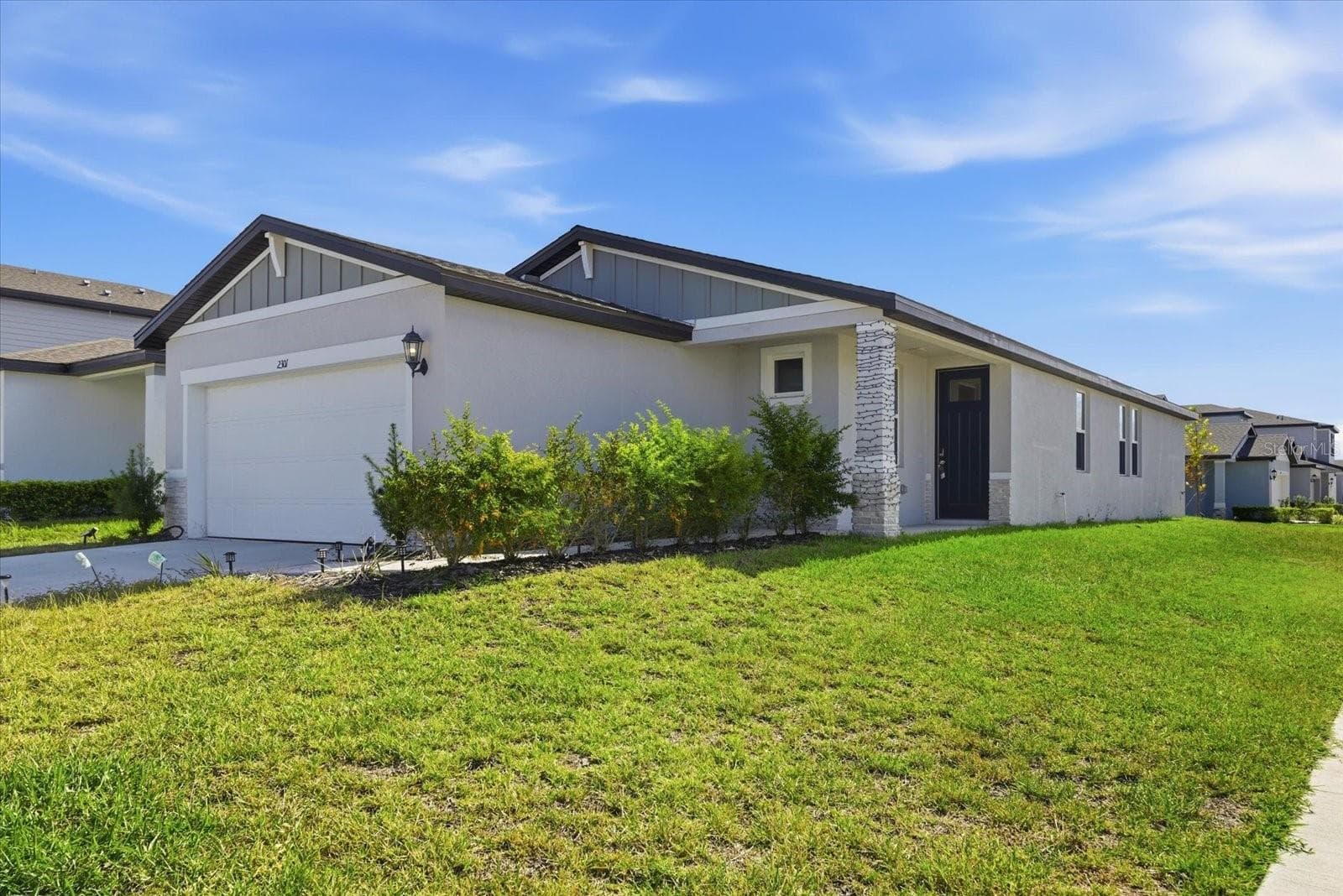 Single Family Residence at 2301 E NEWSOME RD, PLANT CITY, photo 3 of 45