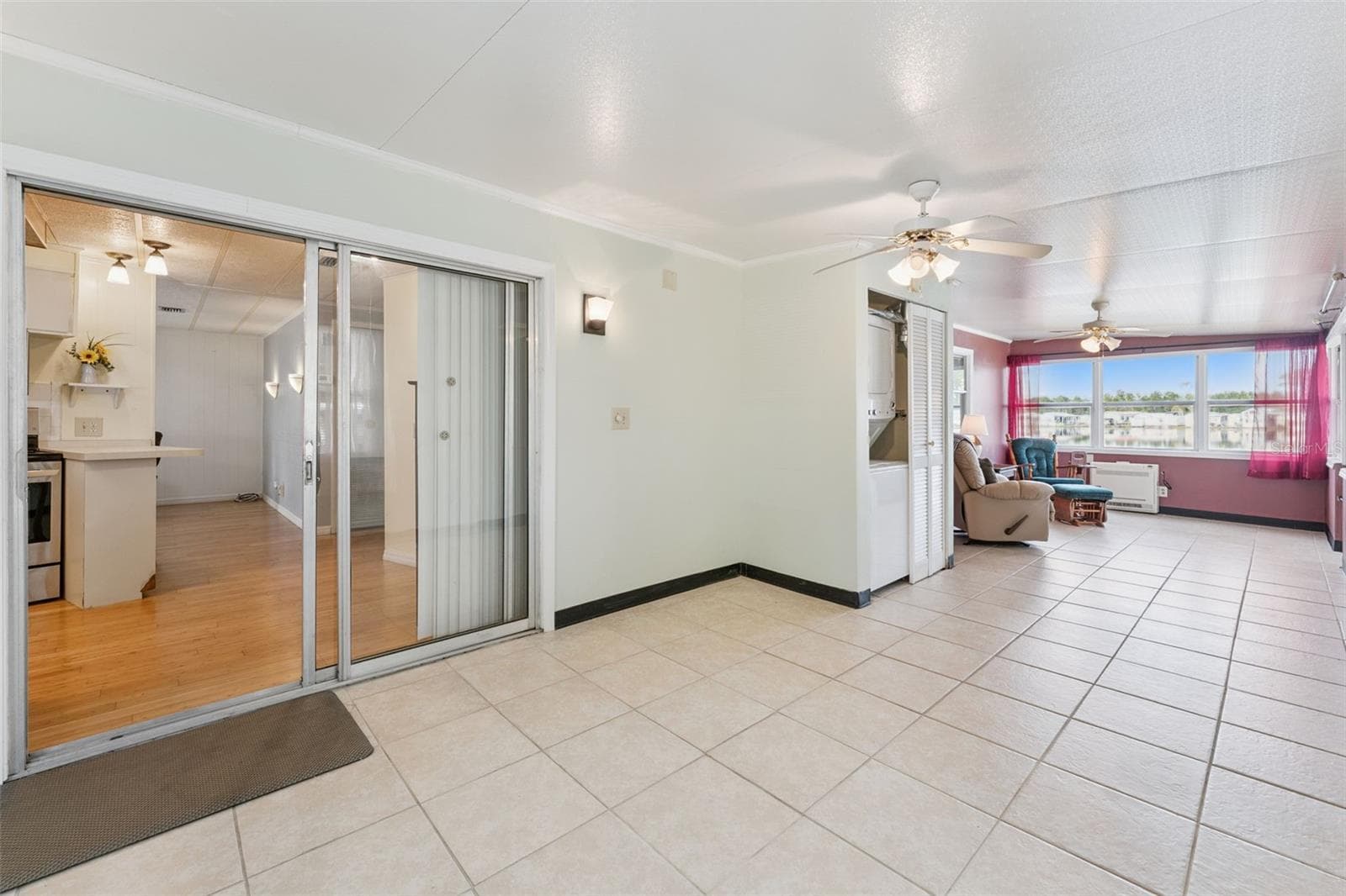 Manufactured Home at 314 LAKEVIEW DR, OSTEEN, photo 12 of 19