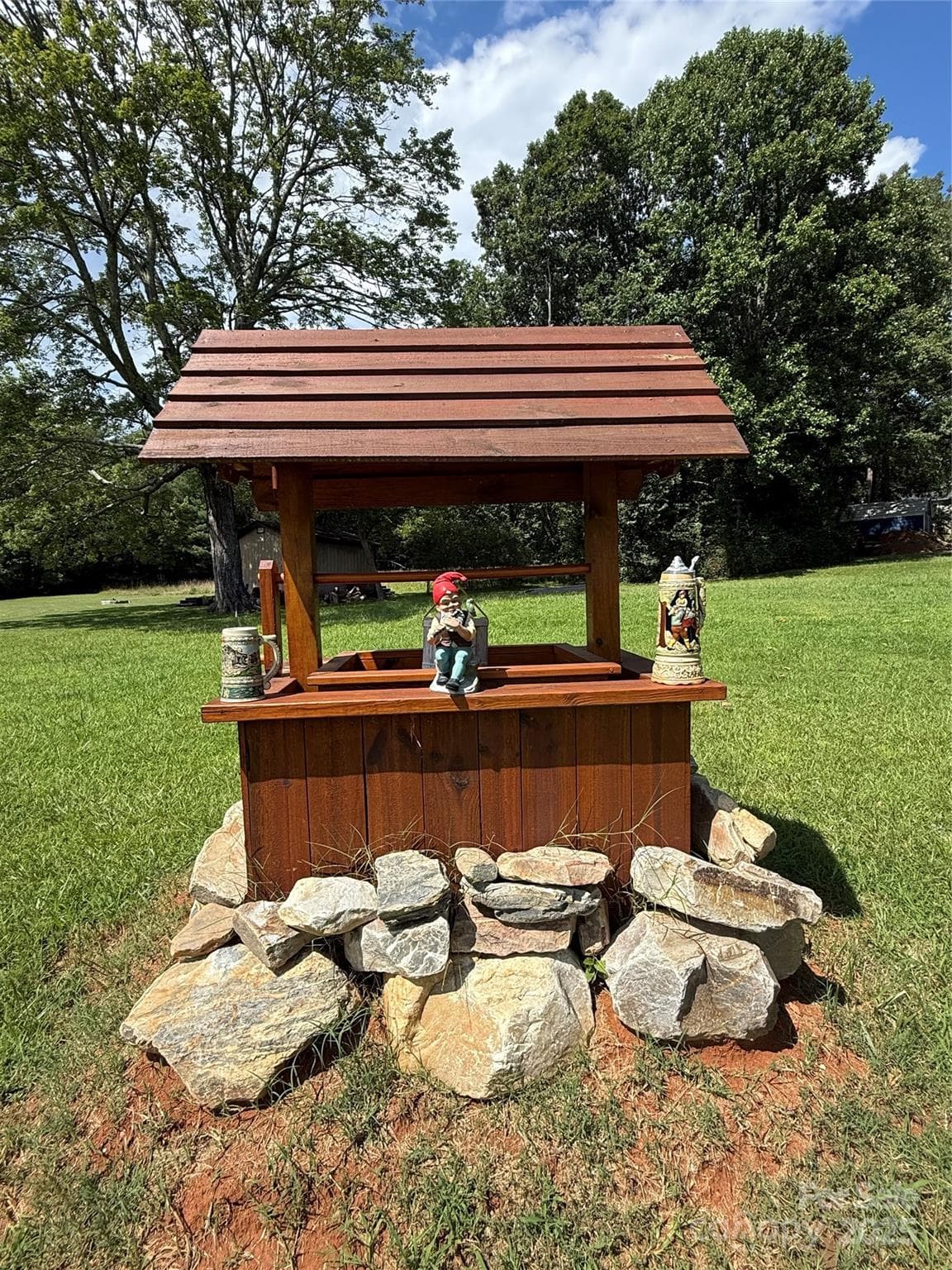 Old Well - 204 Vfw Road, Morganton