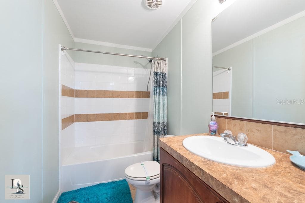 Manufactured Home at 5209 WESTERN DR, ST JAMES CITY, photo 14 of 25