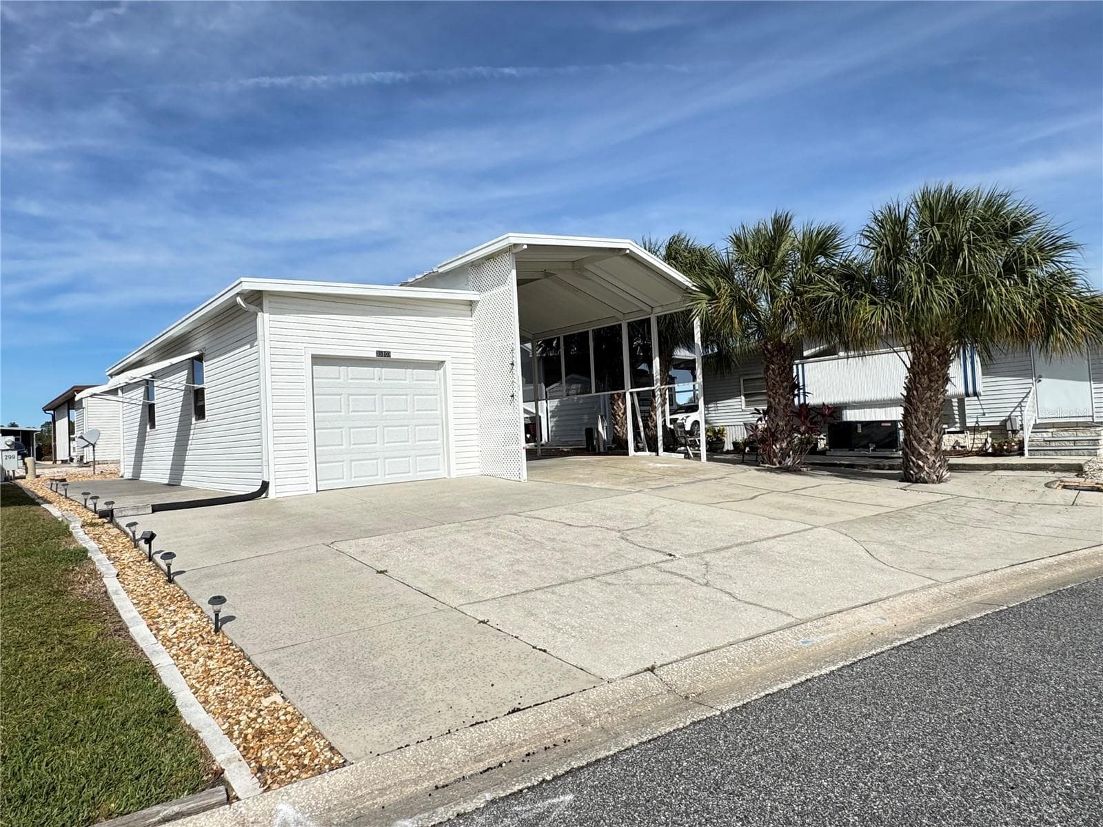 17.5' x 42' RV Port w/50amp service - 35103 JADE DR, ZEPHYRHILLS