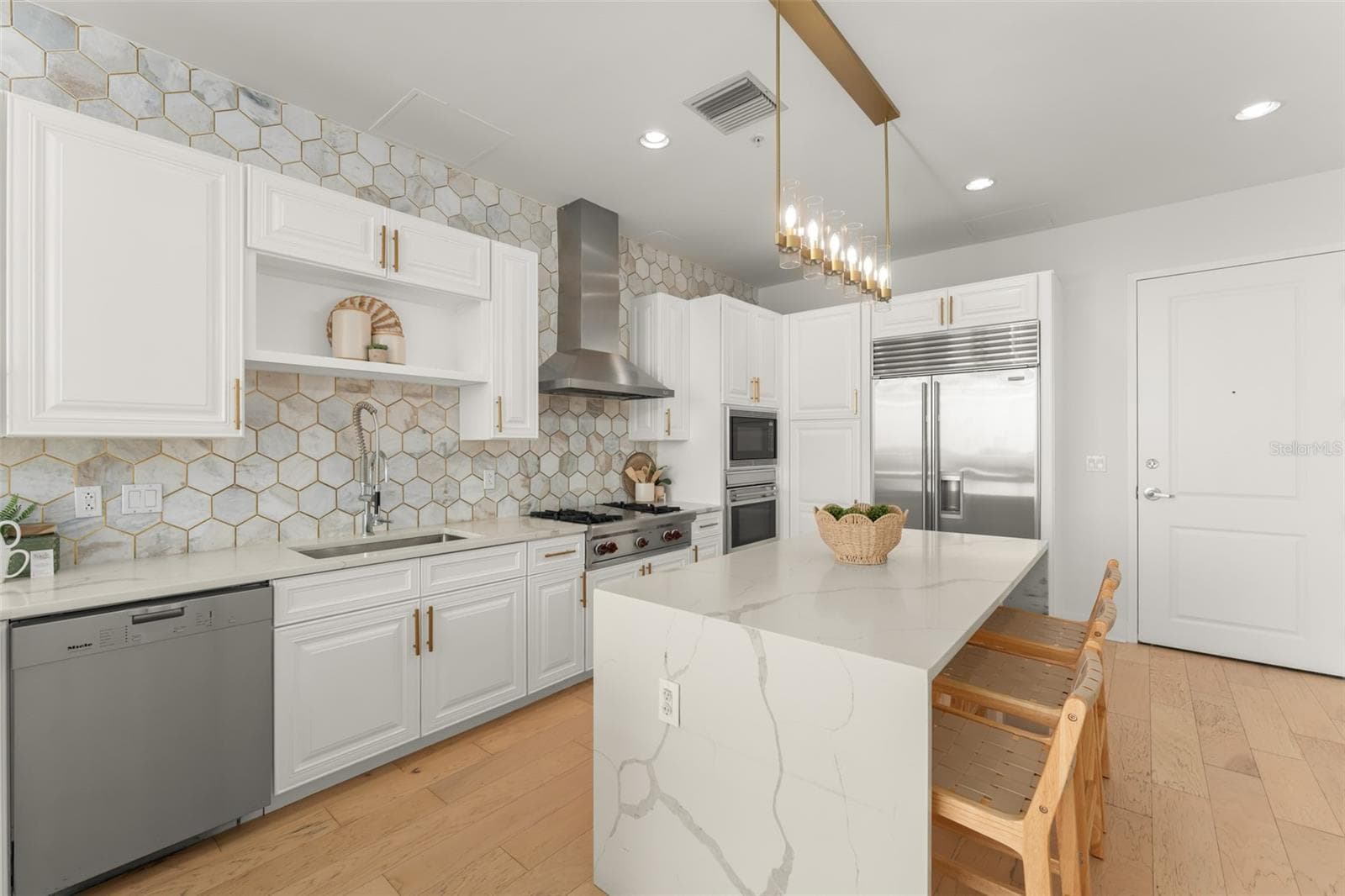 Condominium at 150 E ROBINSON ST #PH3504, ORLANDO, photo 5 of 58