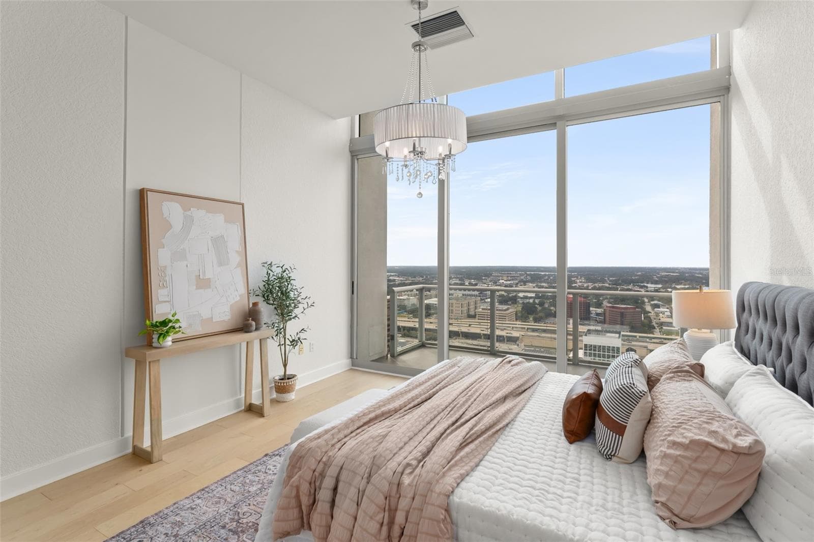 Condominium at 150 E ROBINSON ST #PH3504, ORLANDO, photo 17 of 58