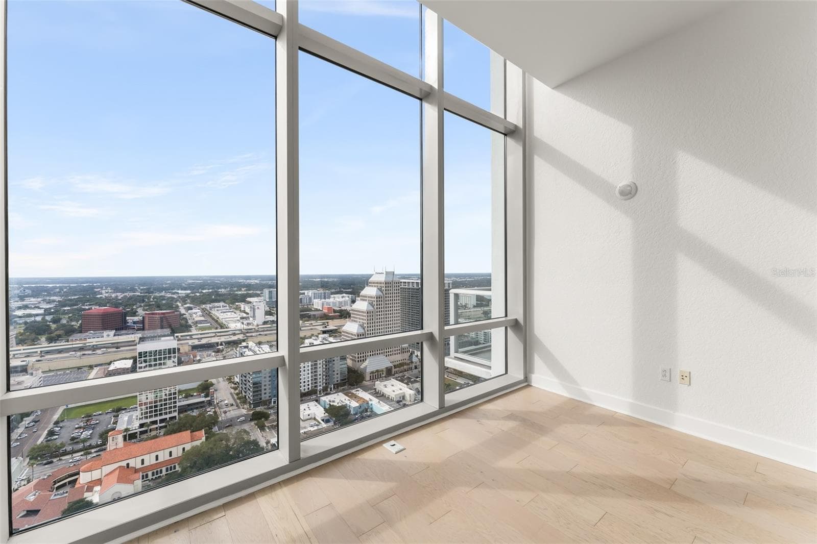 Condominium at 150 E ROBINSON ST #PH3504, ORLANDO, photo 29 of 58