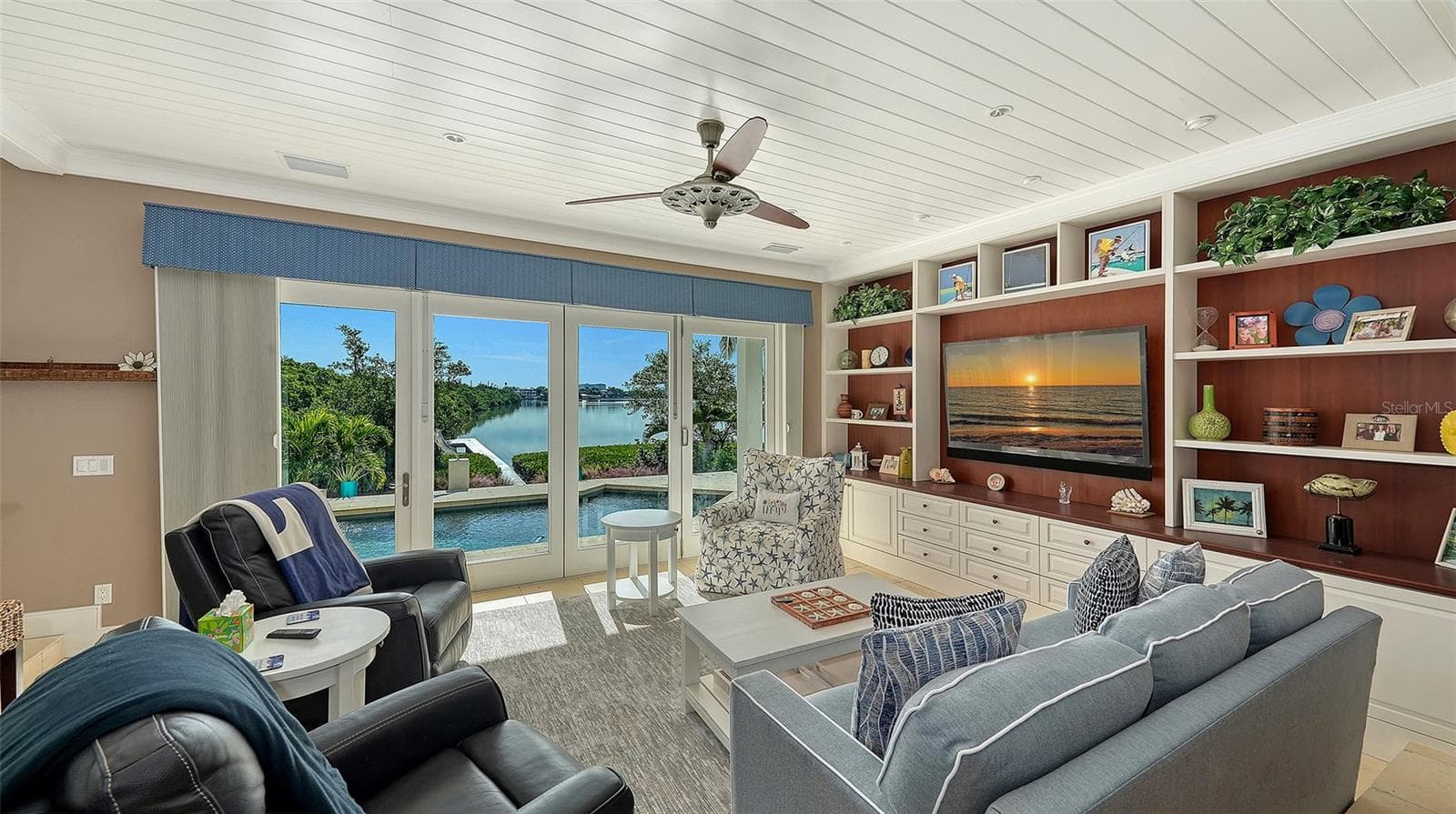 Single Family Residence at 340 MORNINGSIDE DR, SARASOTA, photo 13 of 66