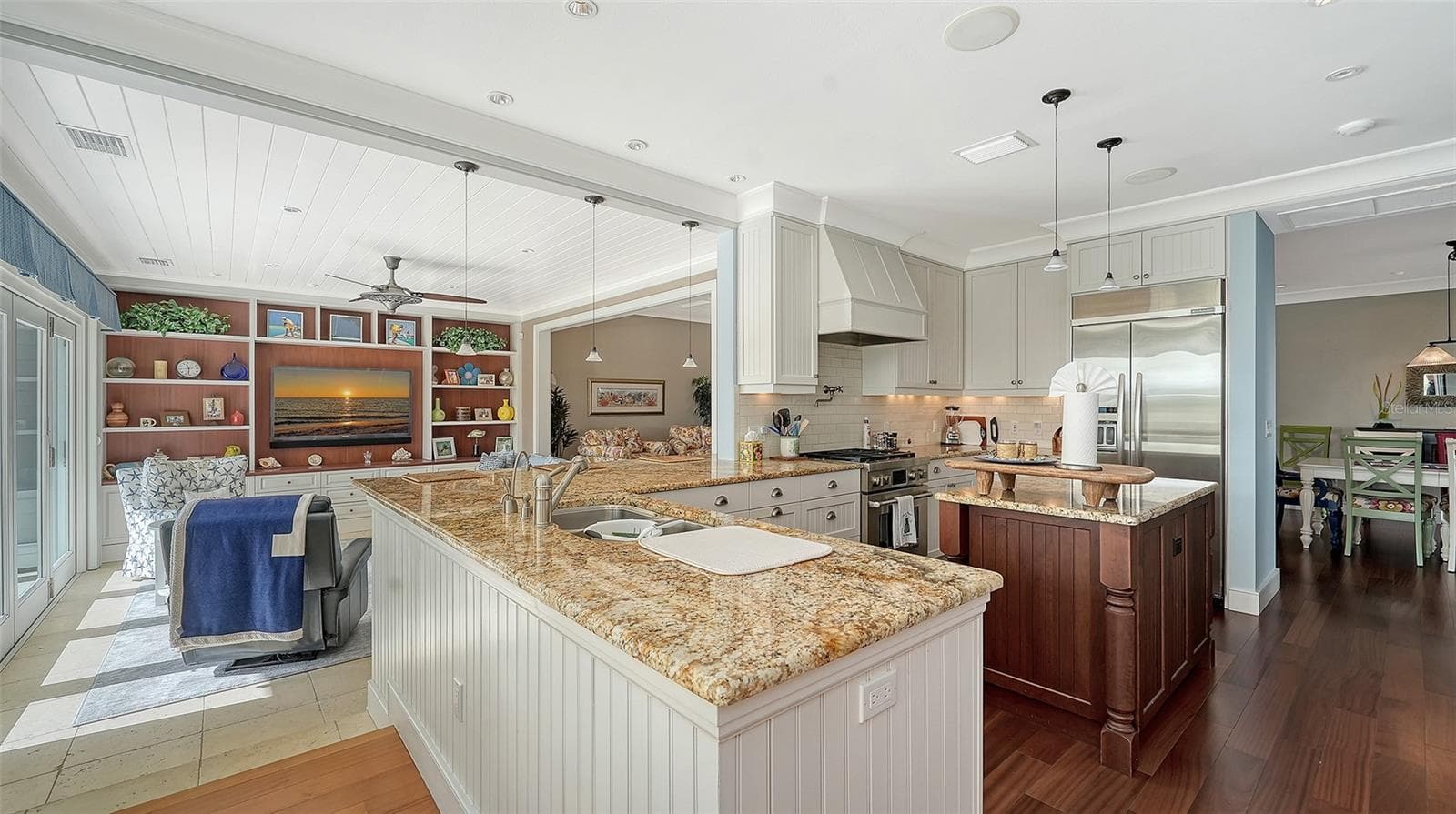 Single Family Residence at 340 MORNINGSIDE DR, SARASOTA, photo 21 of 66