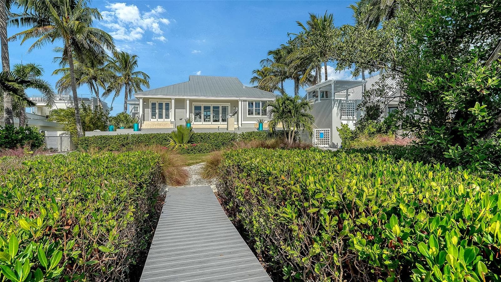 Single Family Residence at 340 MORNINGSIDE DR, SARASOTA, photo 55 of 66