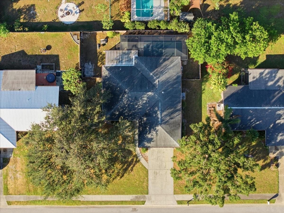 Single Family Residence at 5883 WHISTLEWOOD CIR, SARASOTA, photo 40 of 42