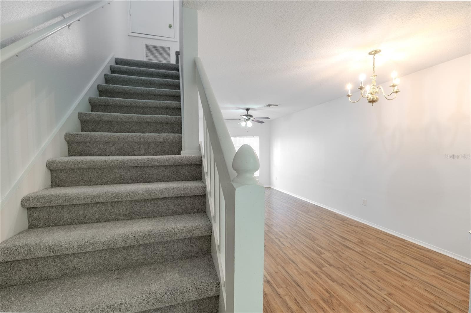Stairwell - 2432 LAKE WOODBERRY CIR, BRANDON