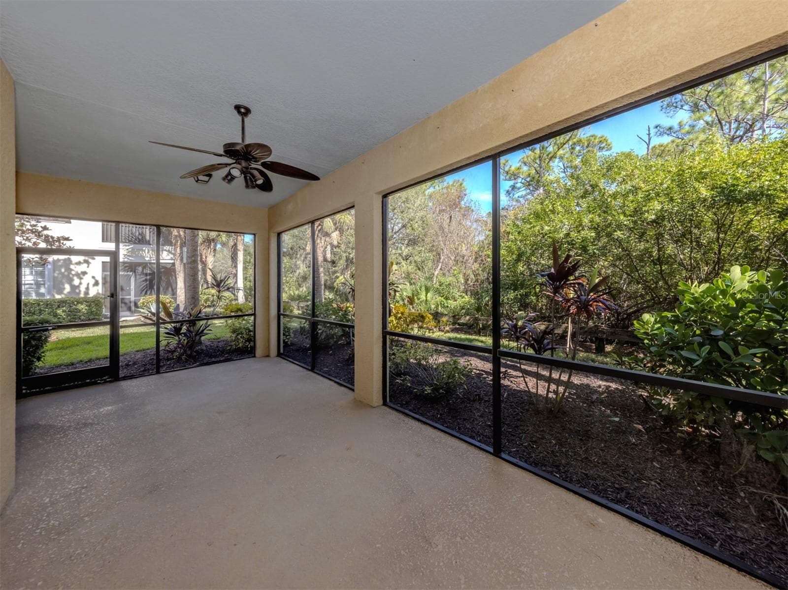 Condominium at 122 BELLA VISTA TER #8A, NORTH VENICE, photo 12 of 55