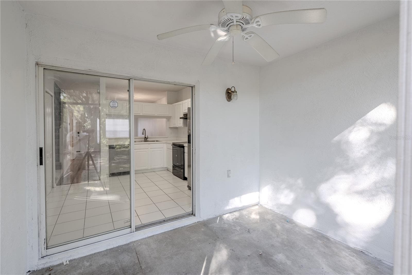 Townhouse at 2432 LAKE WOODBERRY CIR, BRANDON, photo 15 of 33