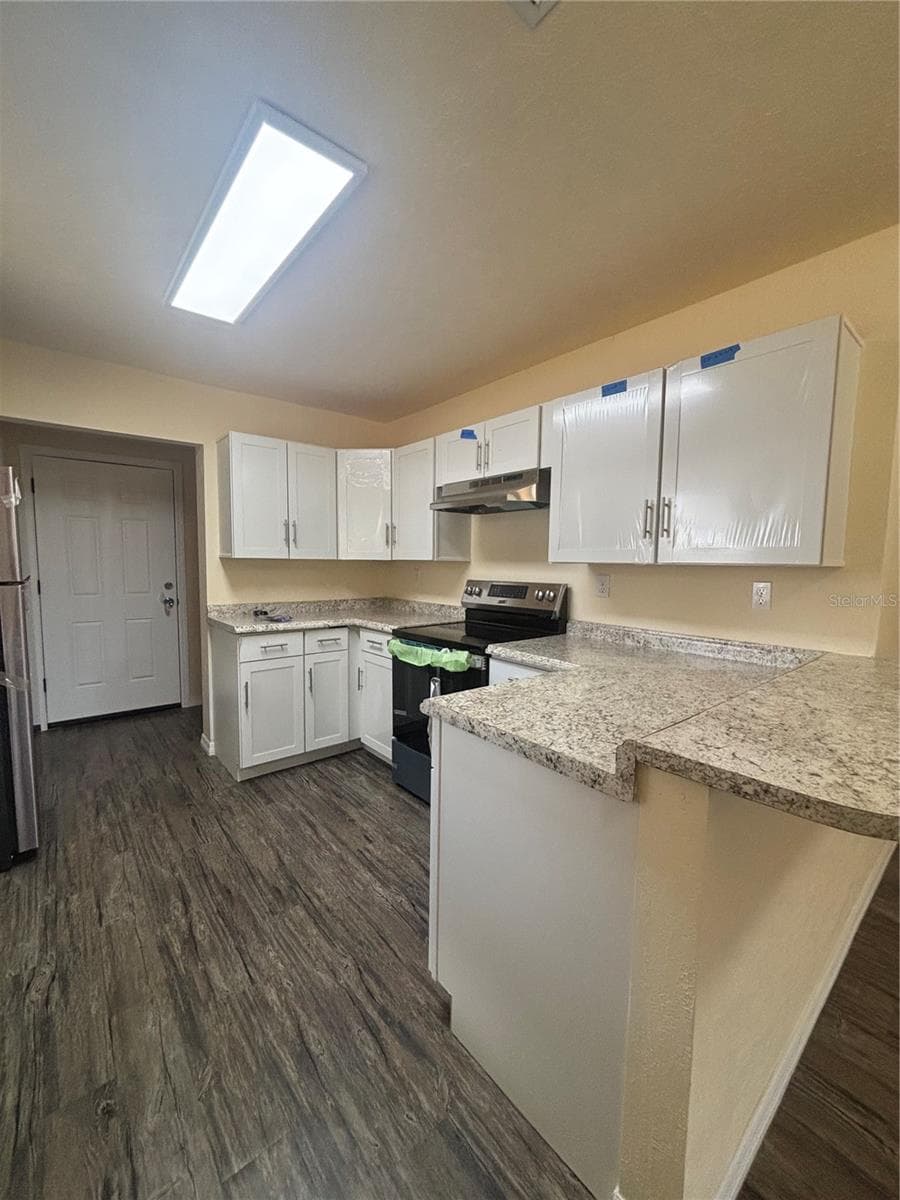 Single Family Residence at 127 JAMISON AVE, LAKE PLACID, photo 7 of 65