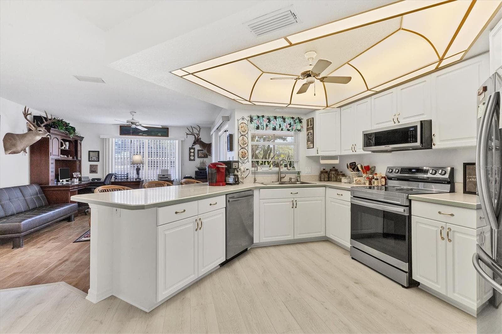 Kitchen, family room - 2720 S BISCAYNE DR, NORTH PORT