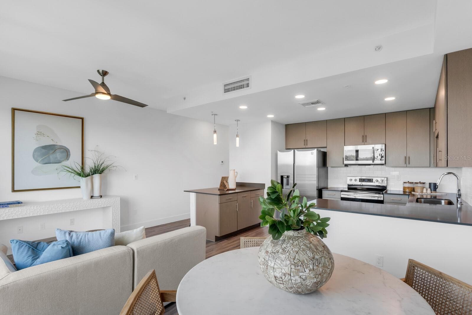 Condominium at 1709 N TAMIAMI TRL #503, SARASOTA, photo 8 of 43