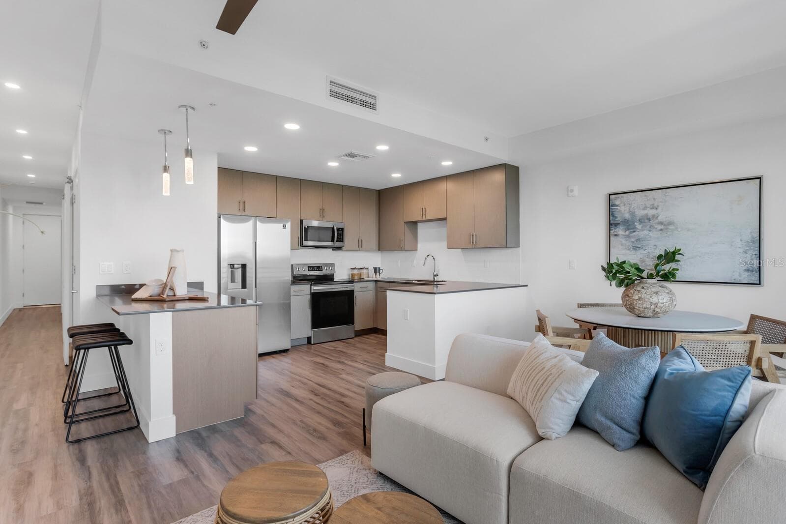 Condominium at 1709 N TAMIAMI TRL #503, SARASOTA, photo 4 of 43