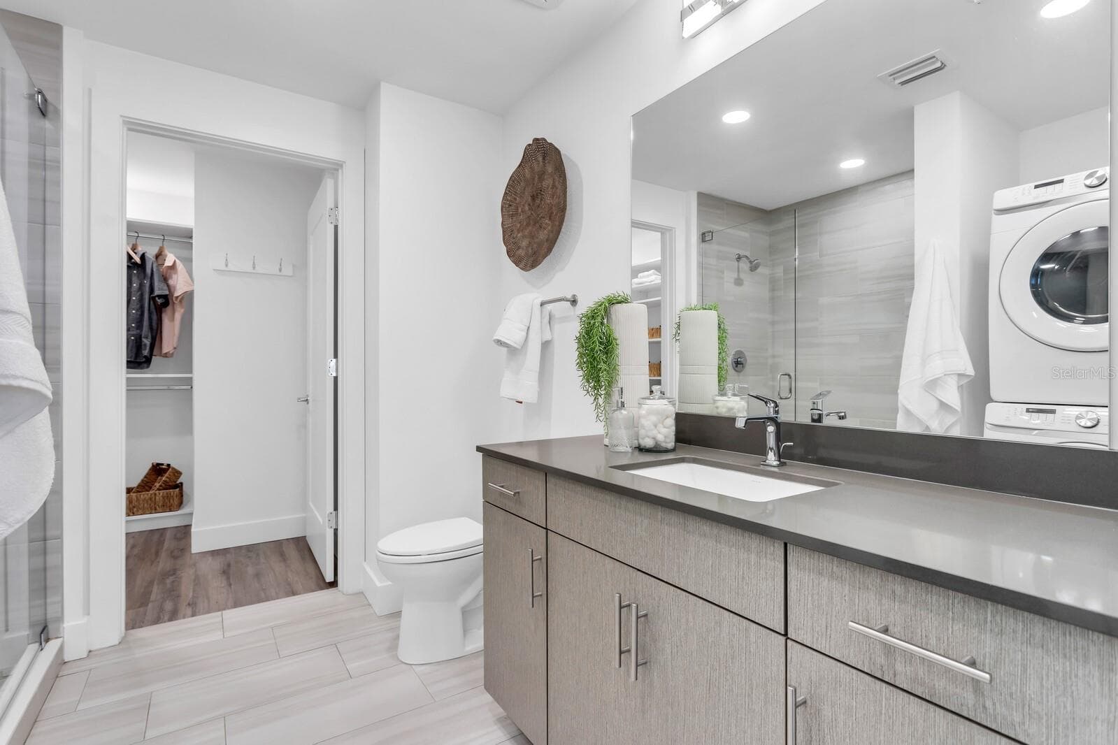 Condominium at 1709 N TAMIAMI TRL #503, SARASOTA, photo 16 of 43
