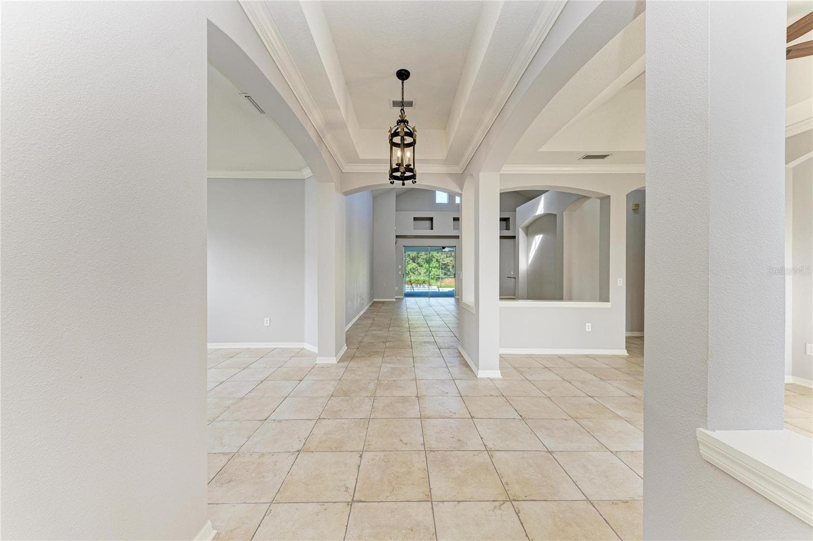 Single Family Residence at 7114 CROMWELL PARK LN, APOLLO BEACH, photo 11 of 56
