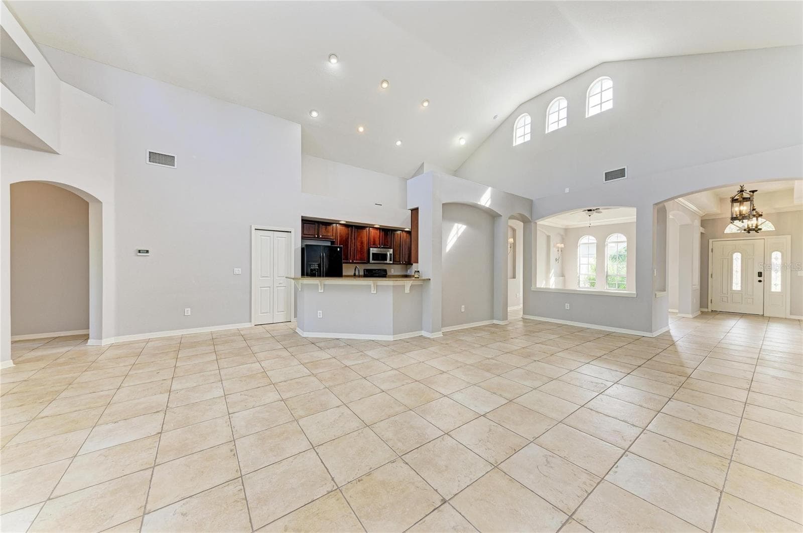 Single Family Residence at 7114 CROMWELL PARK LN, APOLLO BEACH, photo 21 of 56