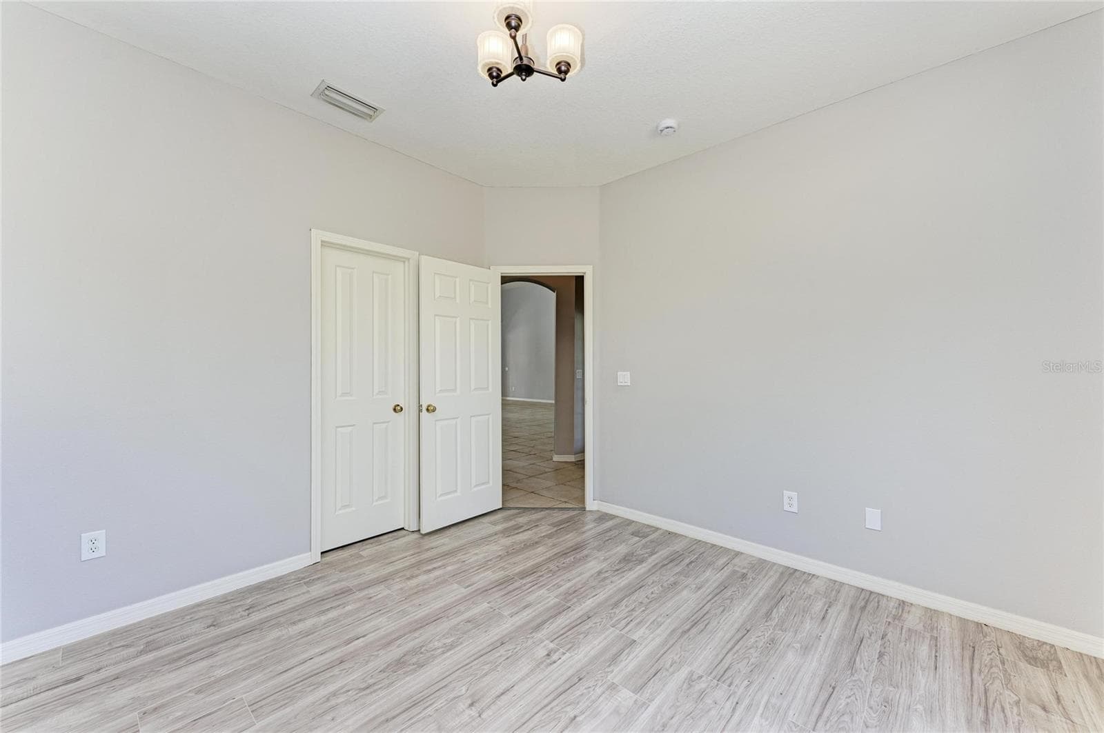 Single Family Residence at 7114 CROMWELL PARK LN, APOLLO BEACH, photo 43 of 56