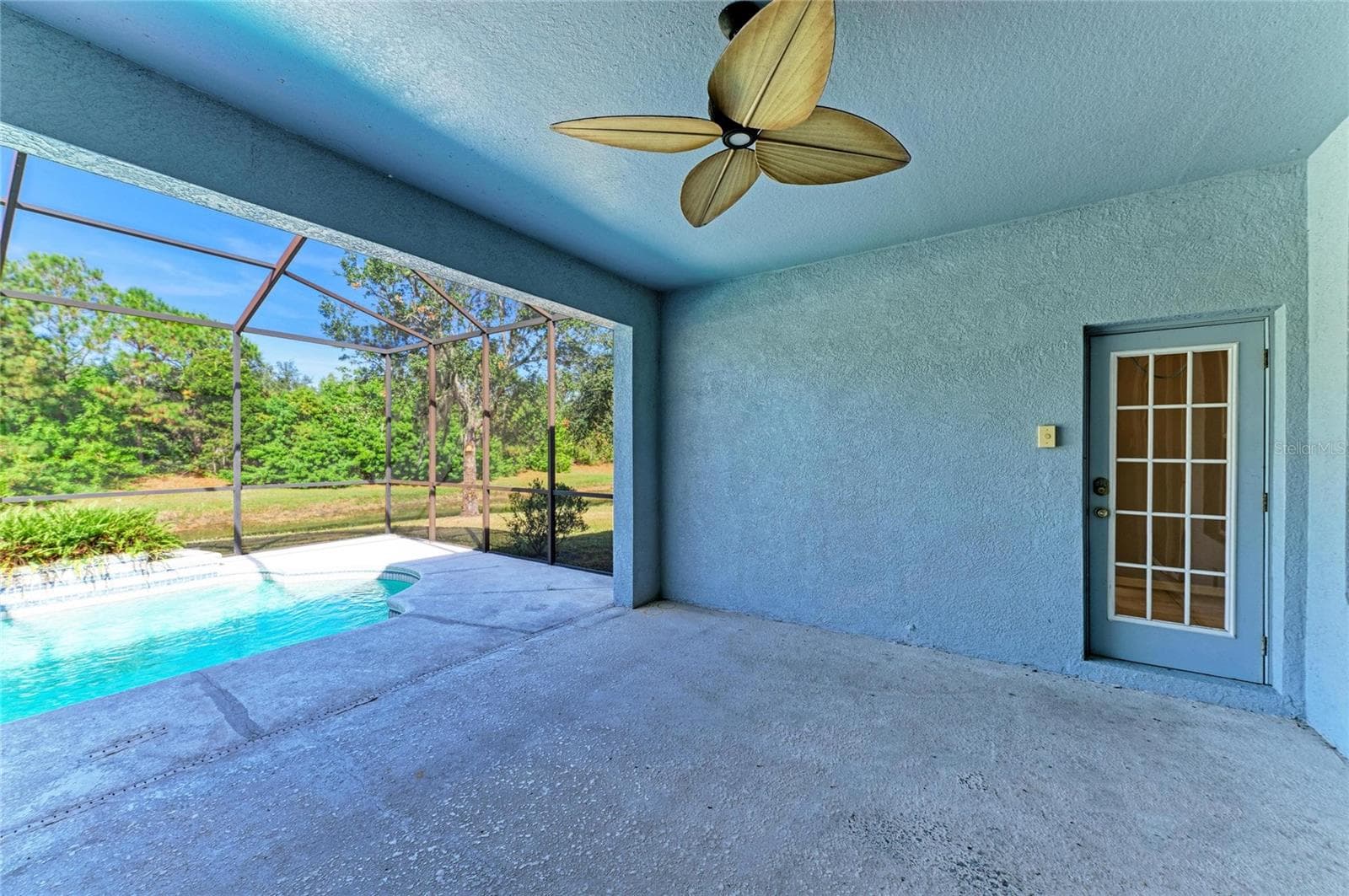 Single Family Residence at 7114 CROMWELL PARK LN, APOLLO BEACH, photo 45 of 56