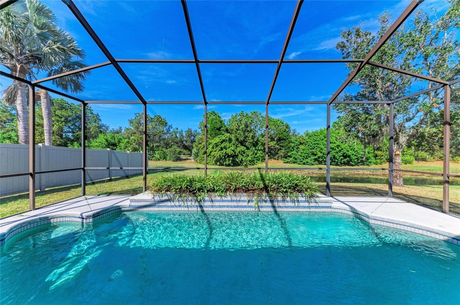 Single Family Residence at 7114 CROMWELL PARK LN, APOLLO BEACH, photo 50 of 56