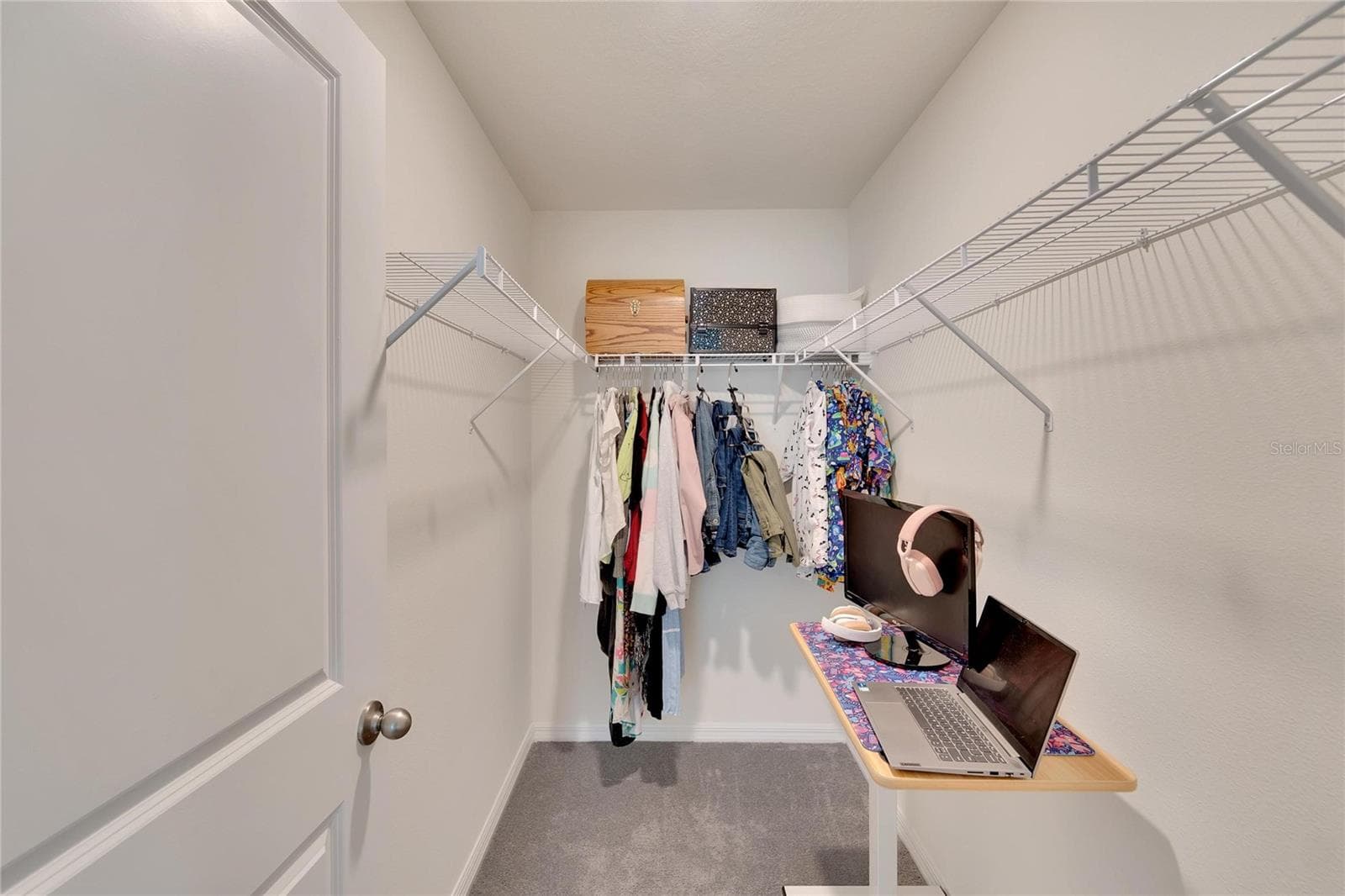 Master closet - 5547 LOGAN CAVE AVE, WIMAUMA