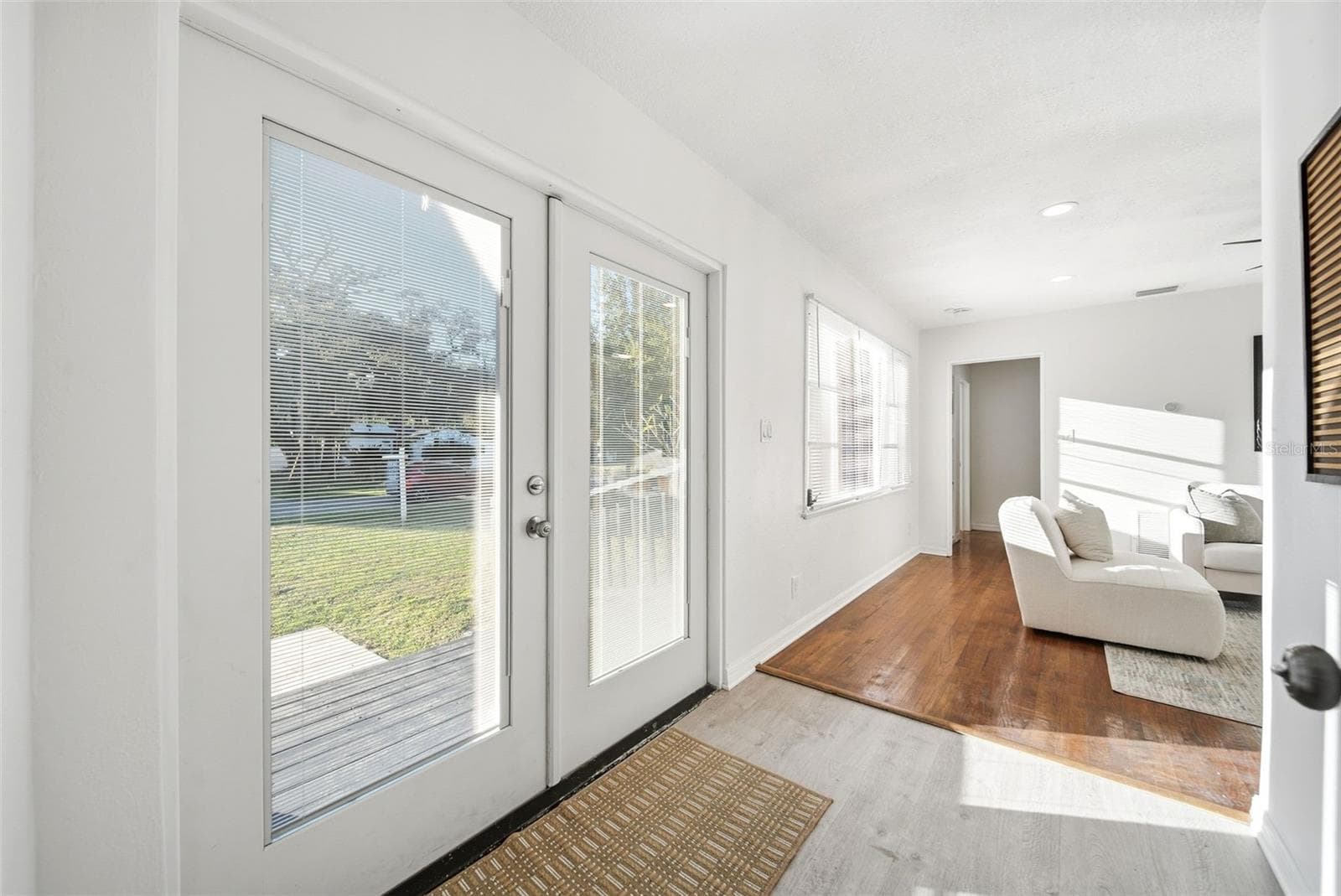 Single Family Residence at 3007 KNOLLWOOD CIR, ORLANDO, photo 4 of 41
