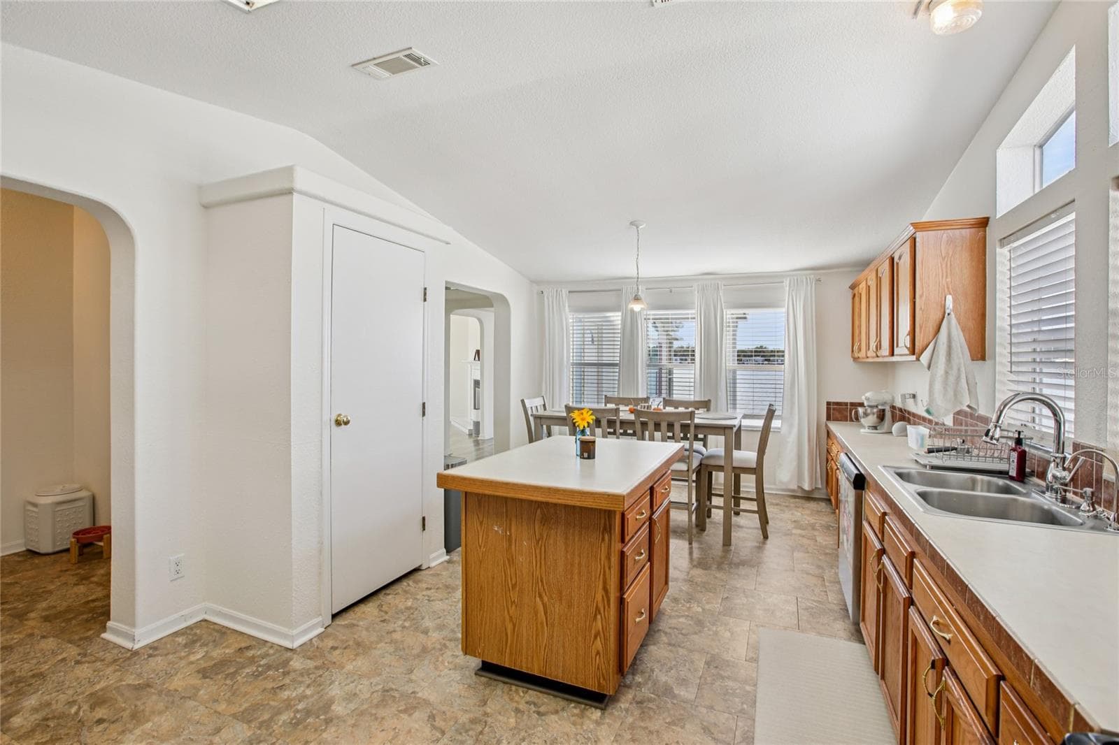Manufactured Home at 8420 FANTASIA PARK WAY, RIVERVIEW, photo 16 of 53