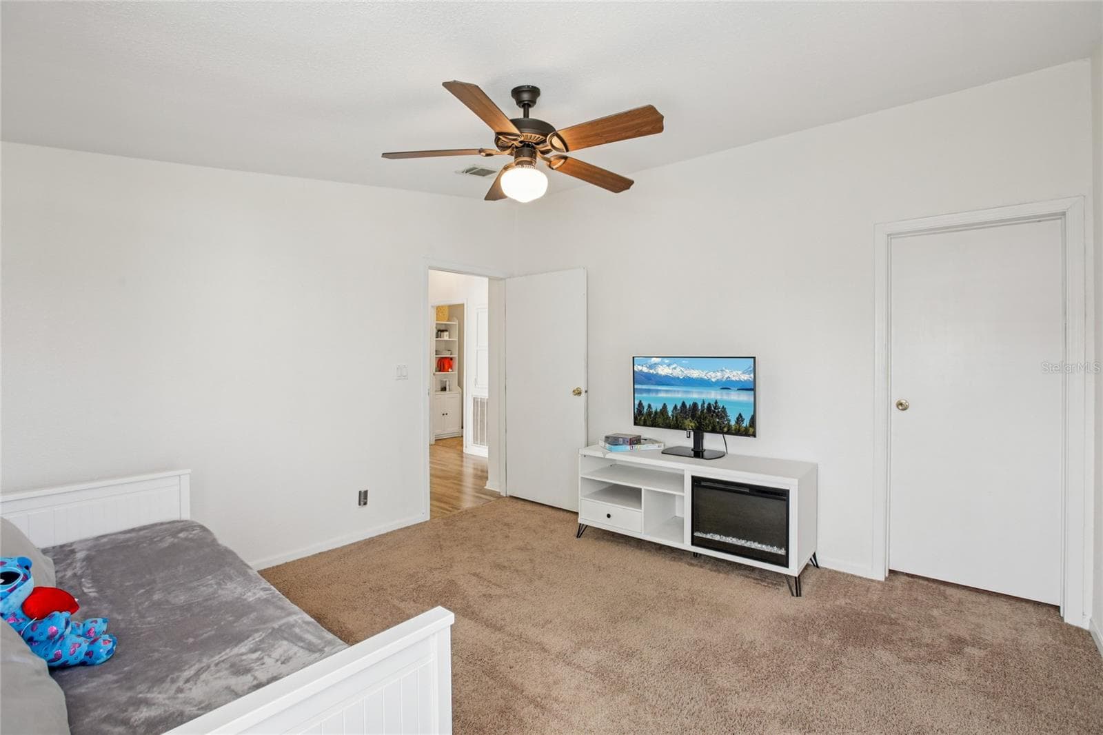 Manufactured Home at 8420 FANTASIA PARK WAY, RIVERVIEW, photo 20 of 53