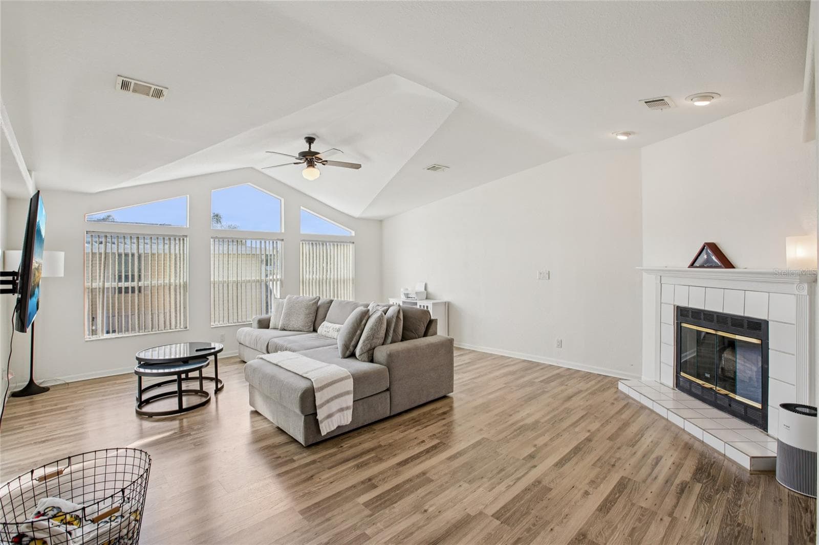 Manufactured Home at 8420 FANTASIA PARK WAY, RIVERVIEW, photo 33 of 53